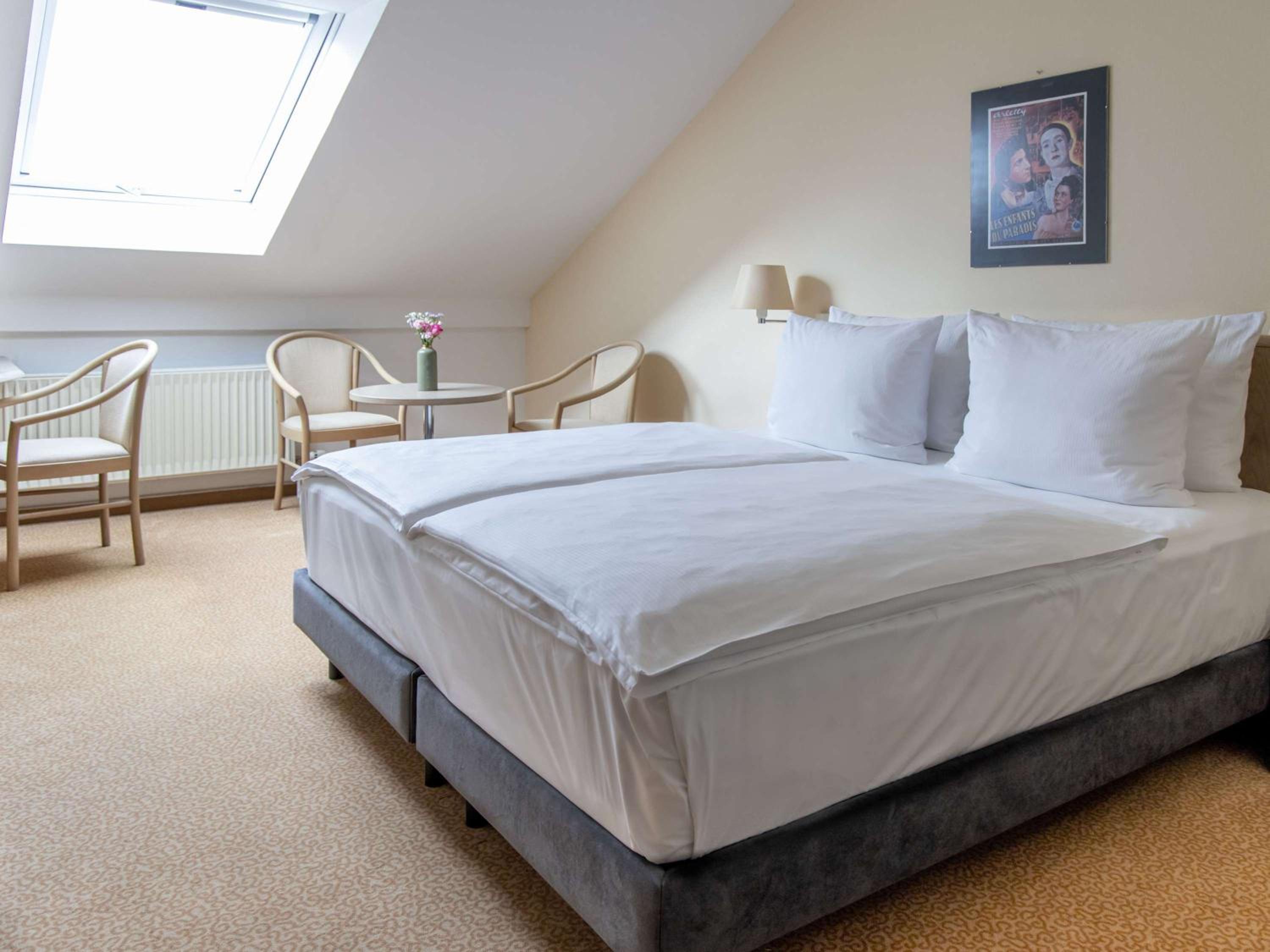 Classic Double Room