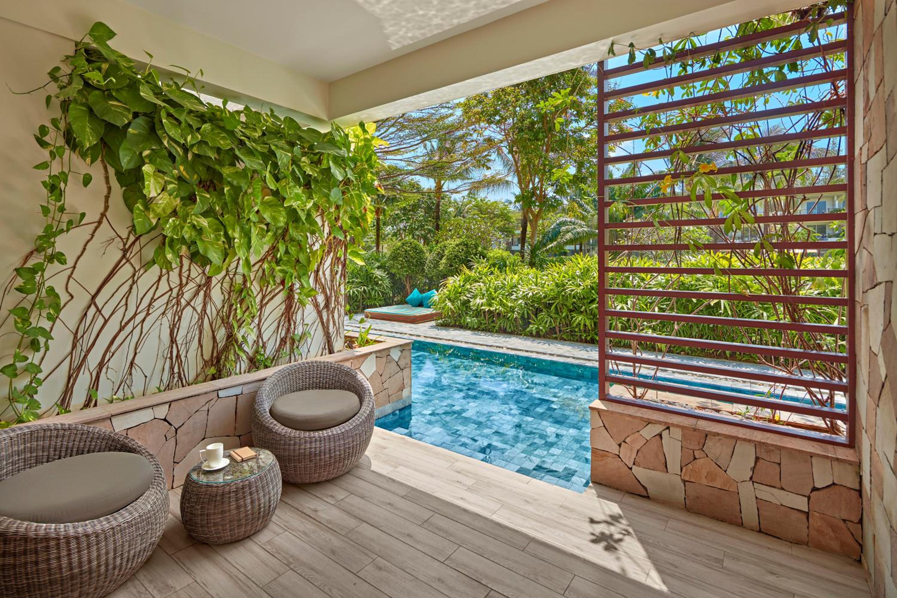 Superior Room with Pool Access