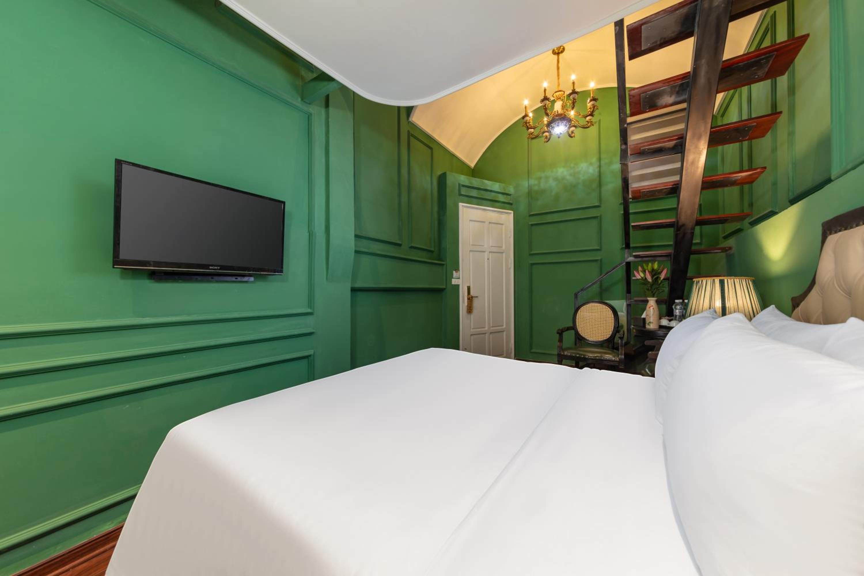 Duplex Quadruple Room