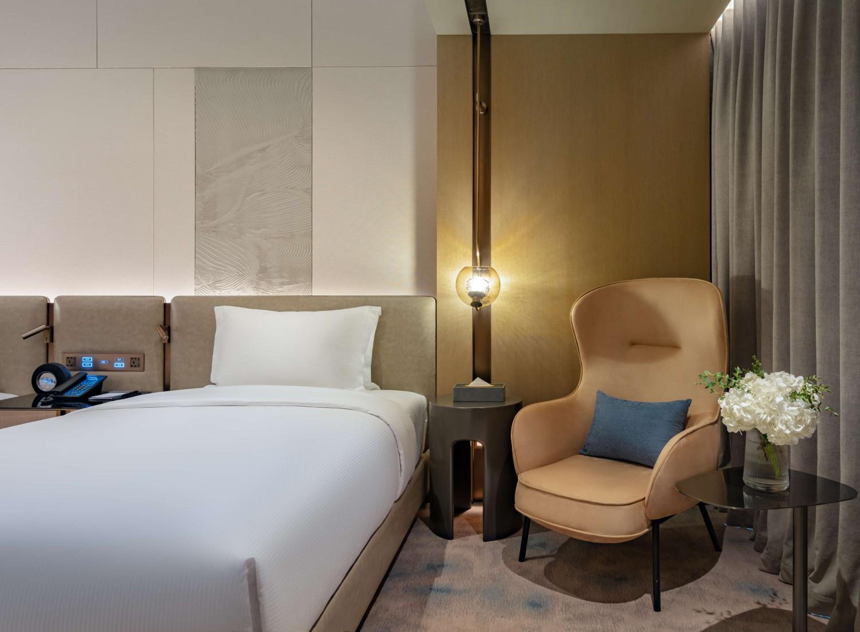 Executive Deluxe Twin Room