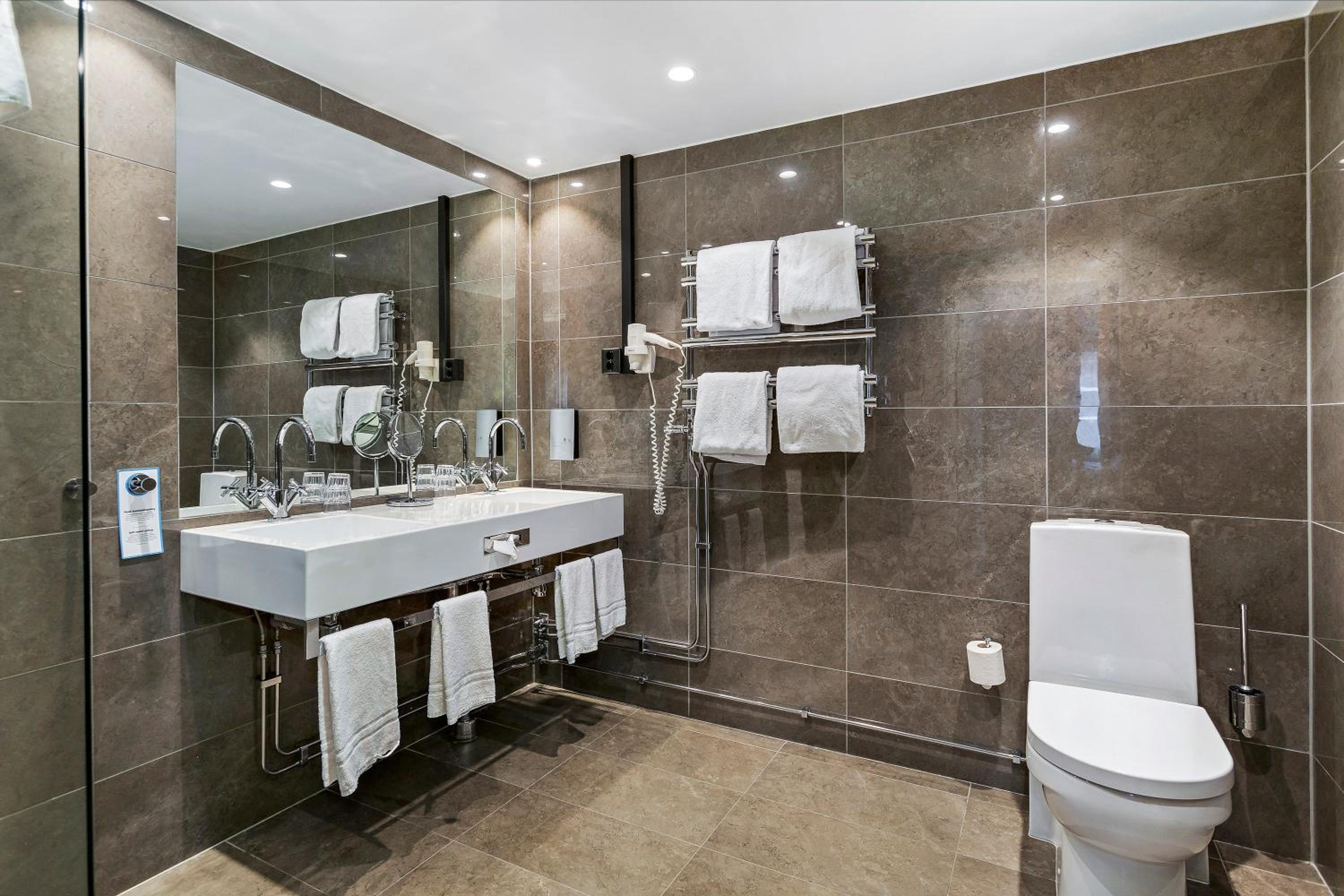 Superior King Room with Sofa Bed