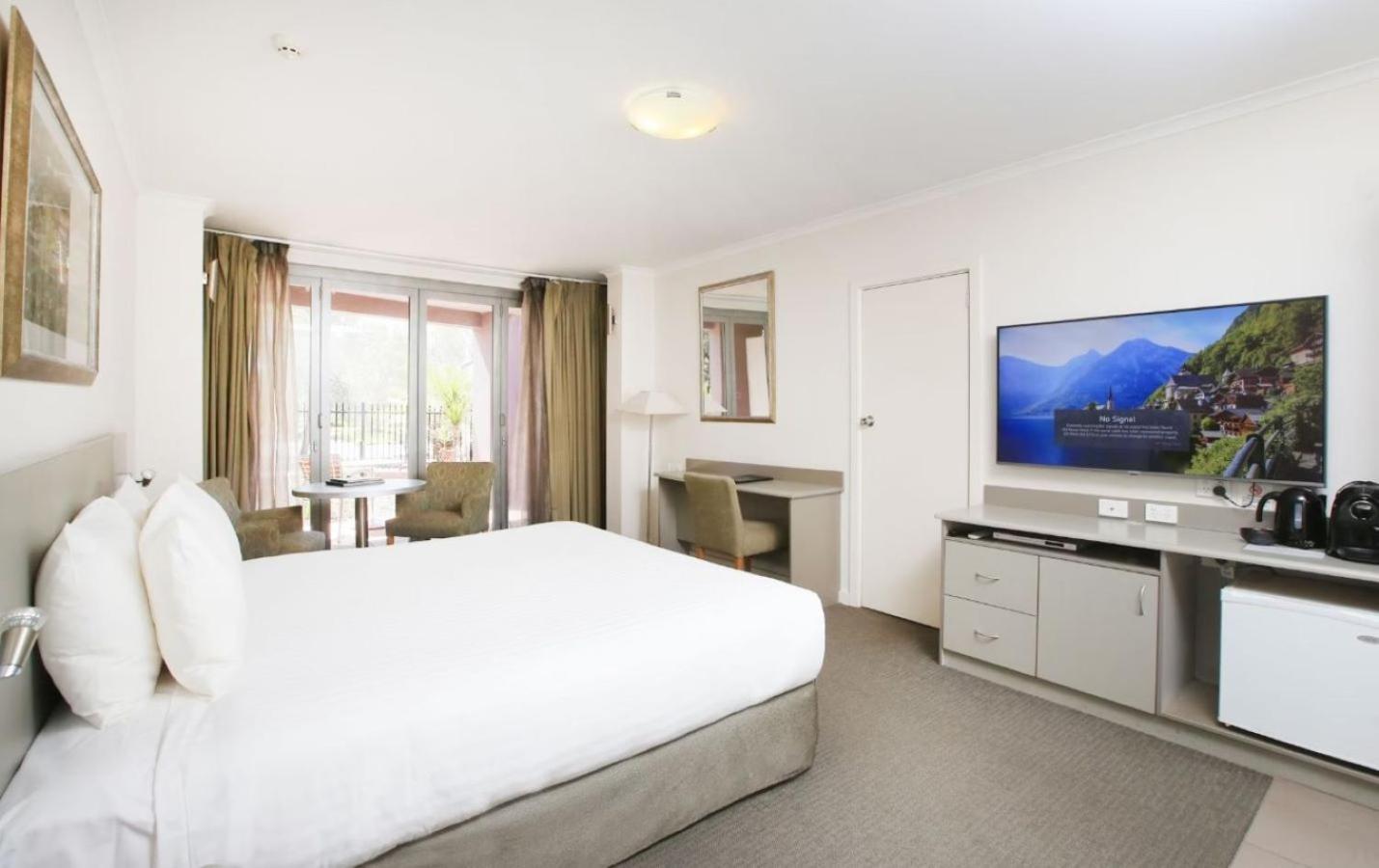 King Room with Balcony