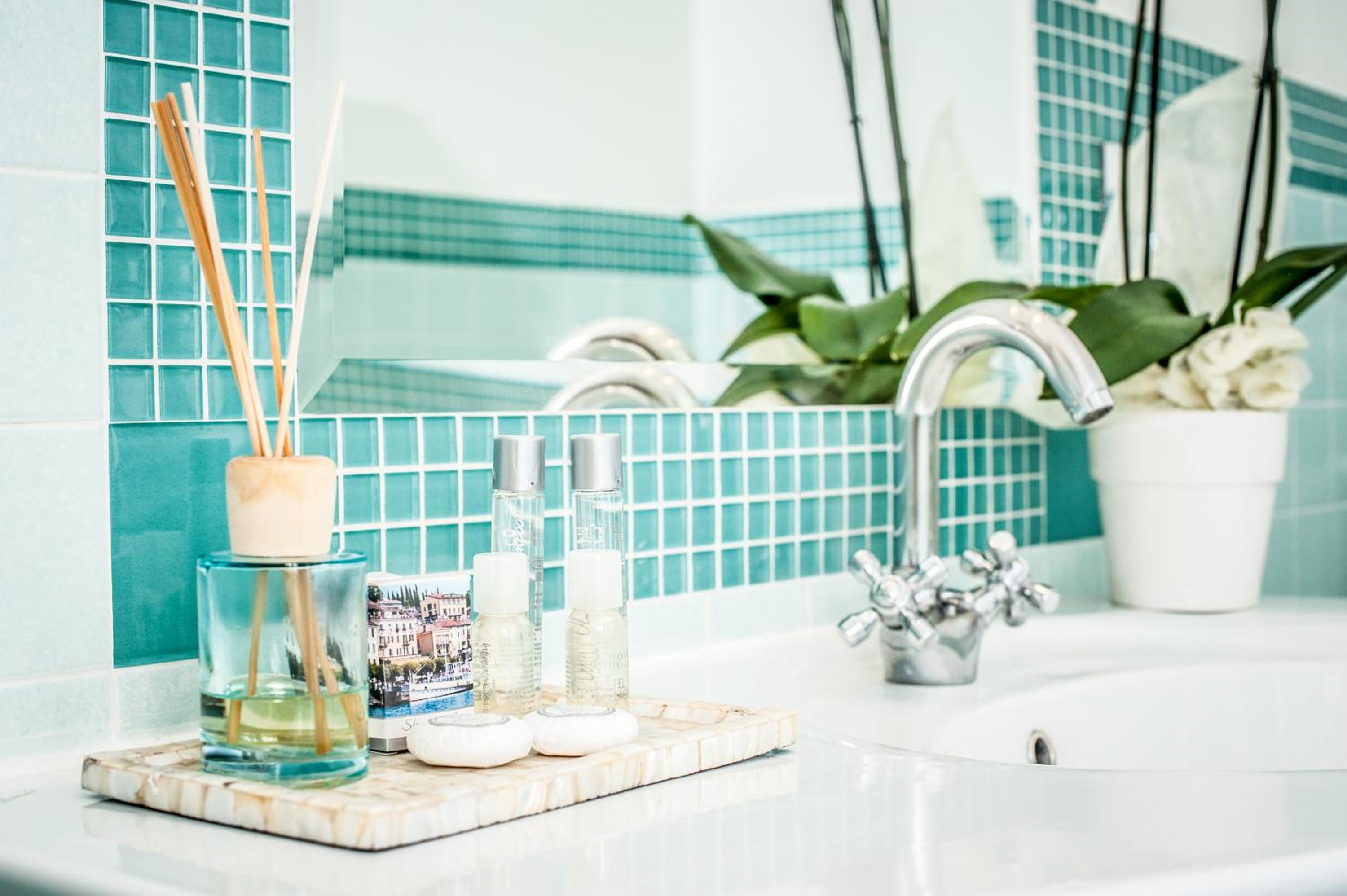 Double or Twin Room with City View