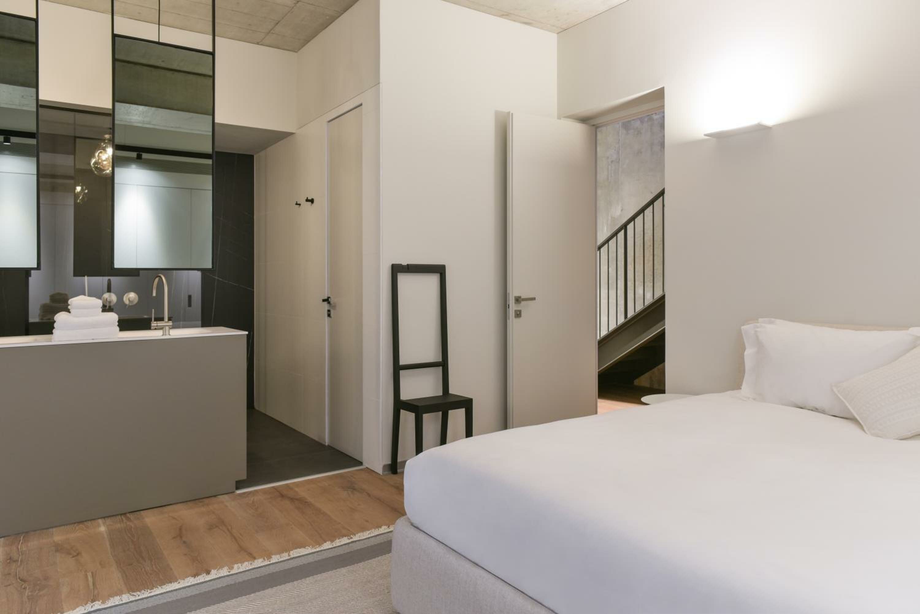 3 Bedroom Family Suite with Garden