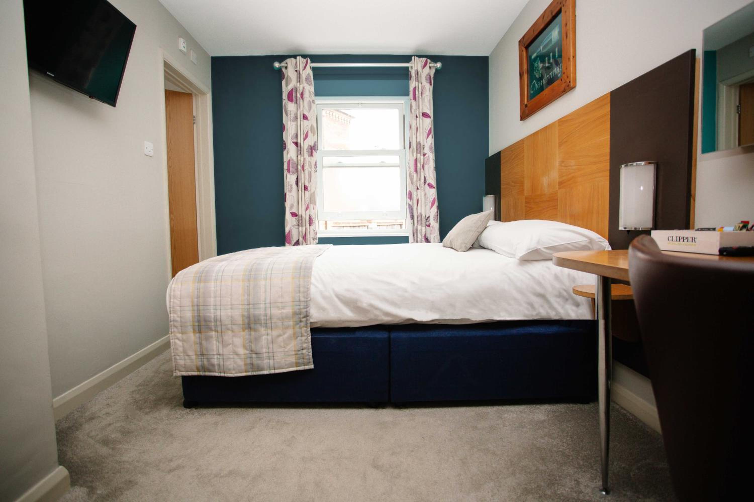 Compact Double Room