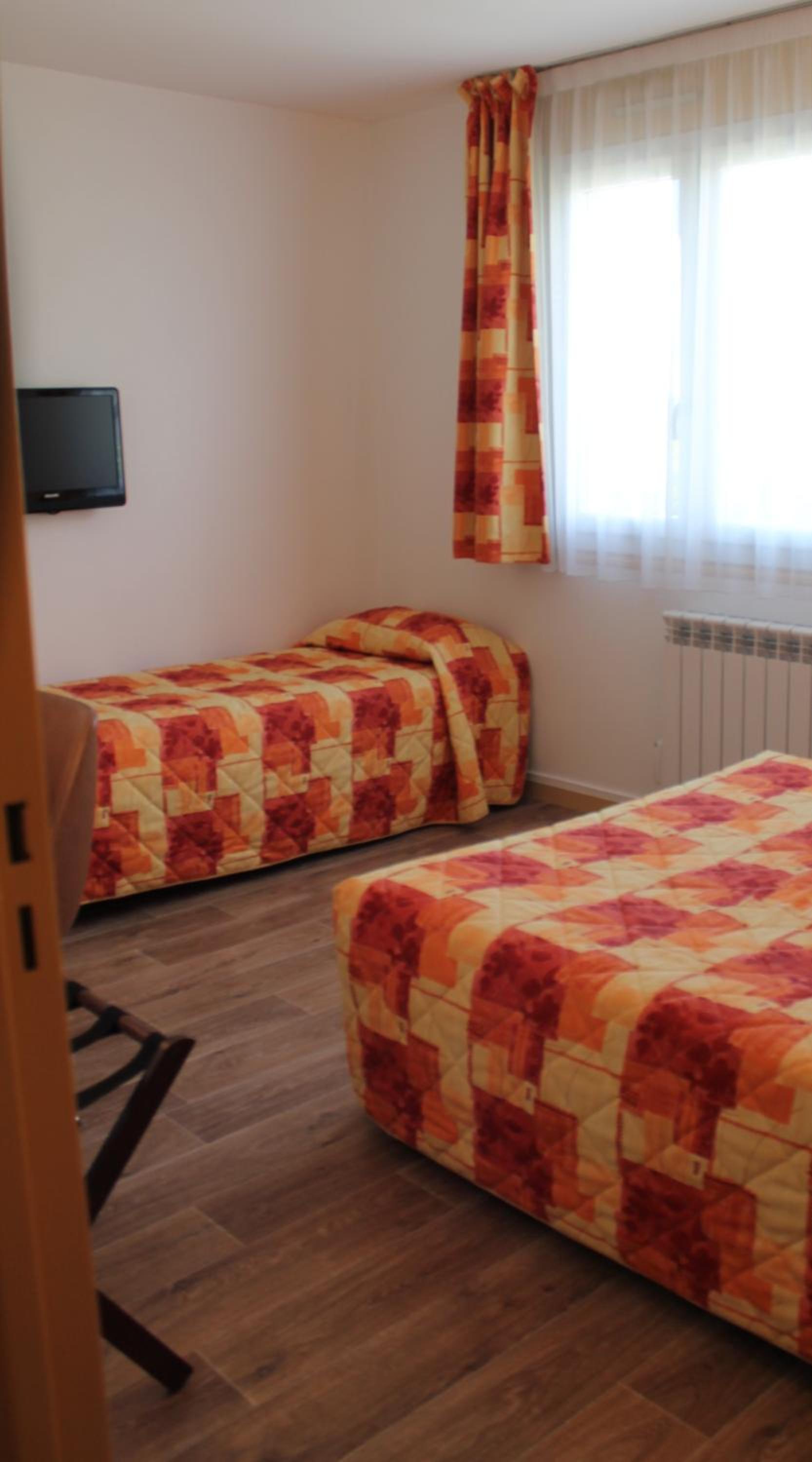 Twin Room - 2 People