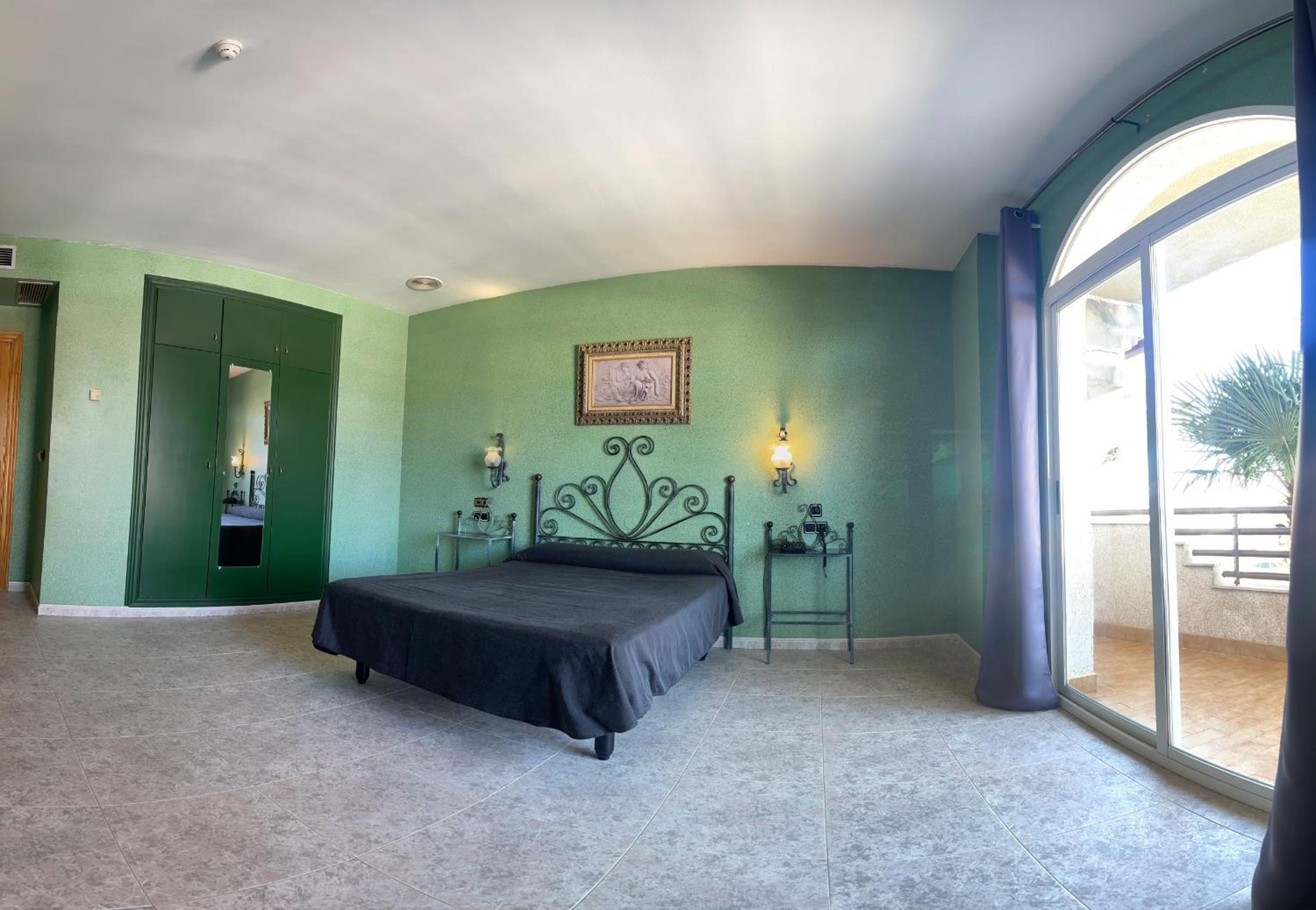 Queen Room