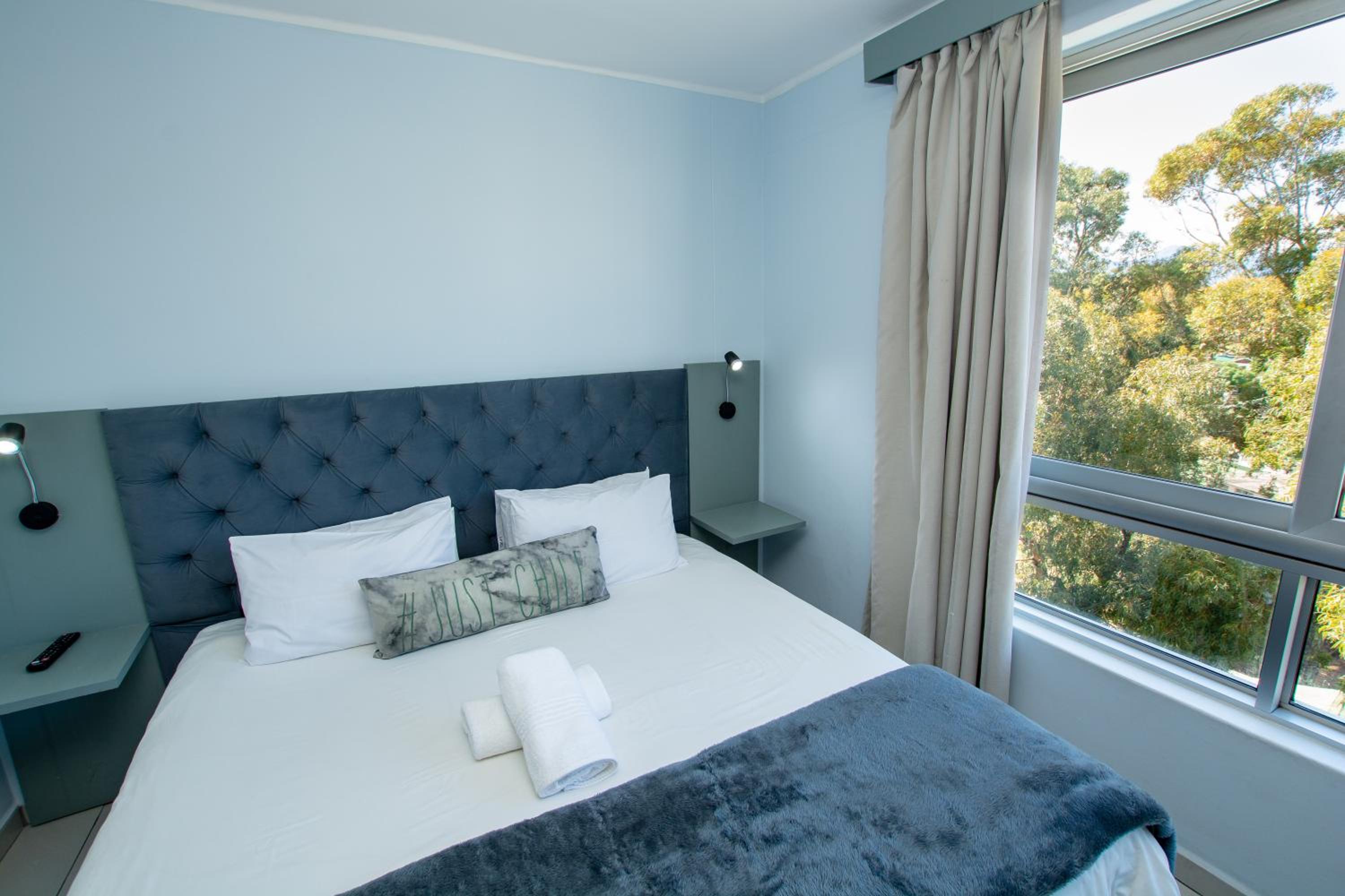 Studio with Mountain View