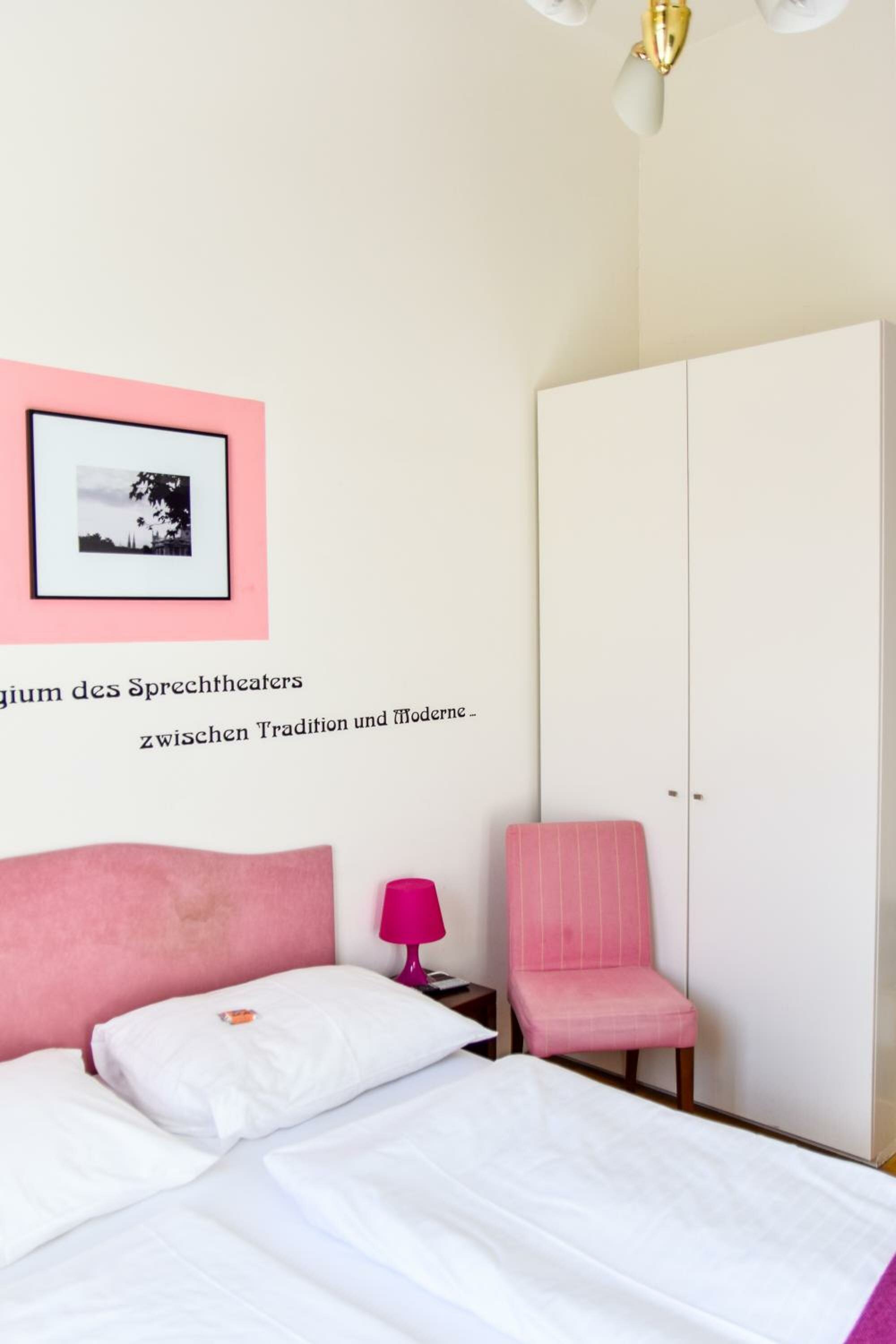 Standard Double Room with Private Bathroom