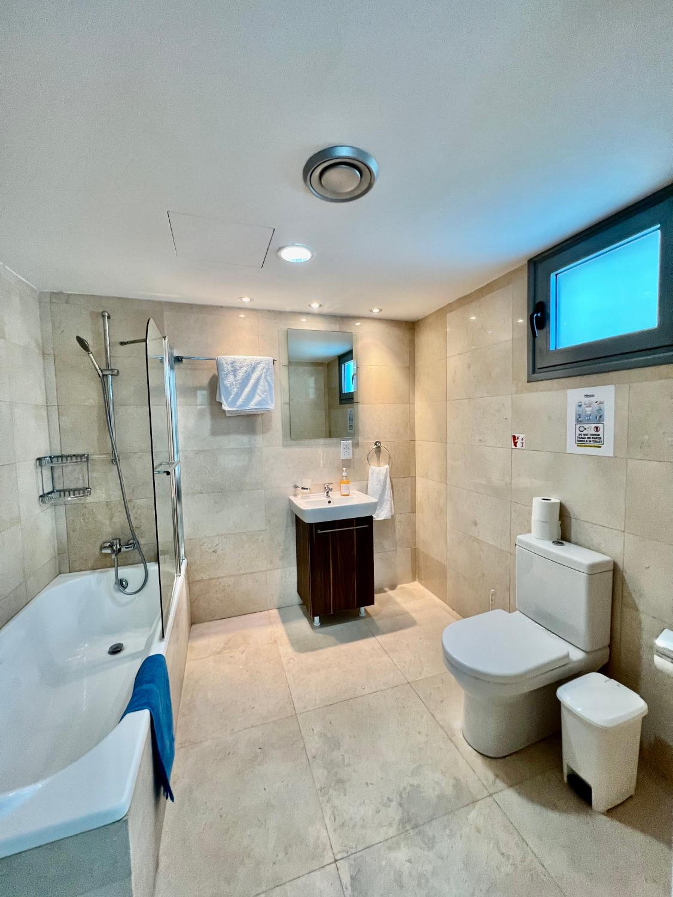 Deluxe Suite with Sea View