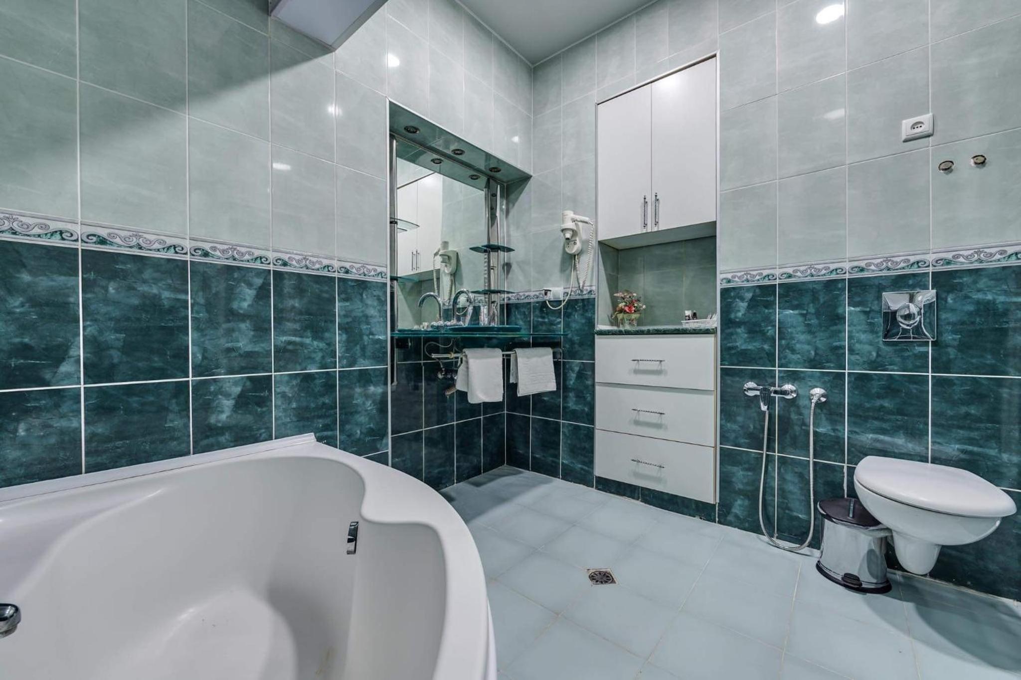 Deluxe Double or Twin Room with Balcony