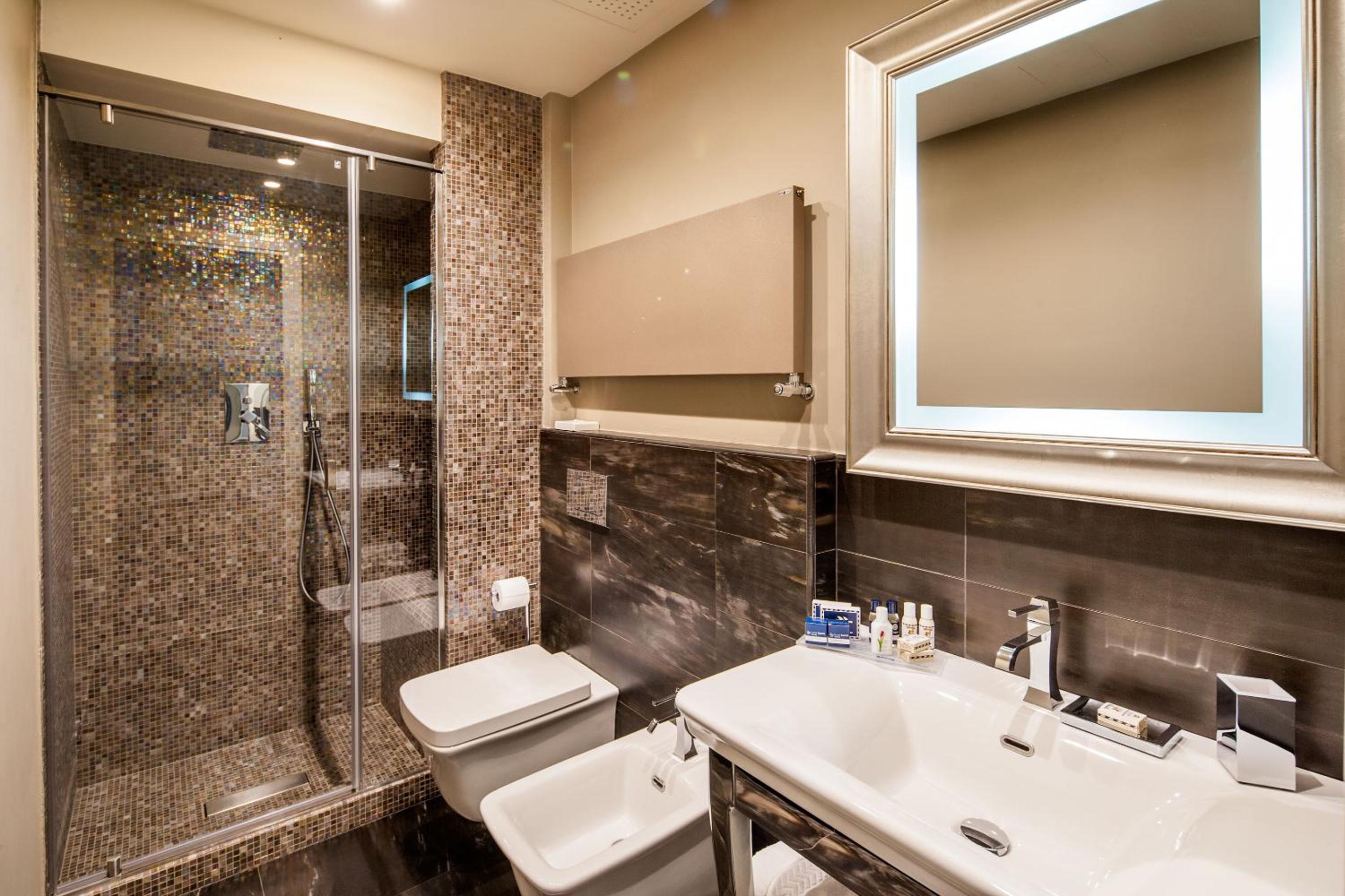 Superior Double or Twin Room with Balcony and Sea View