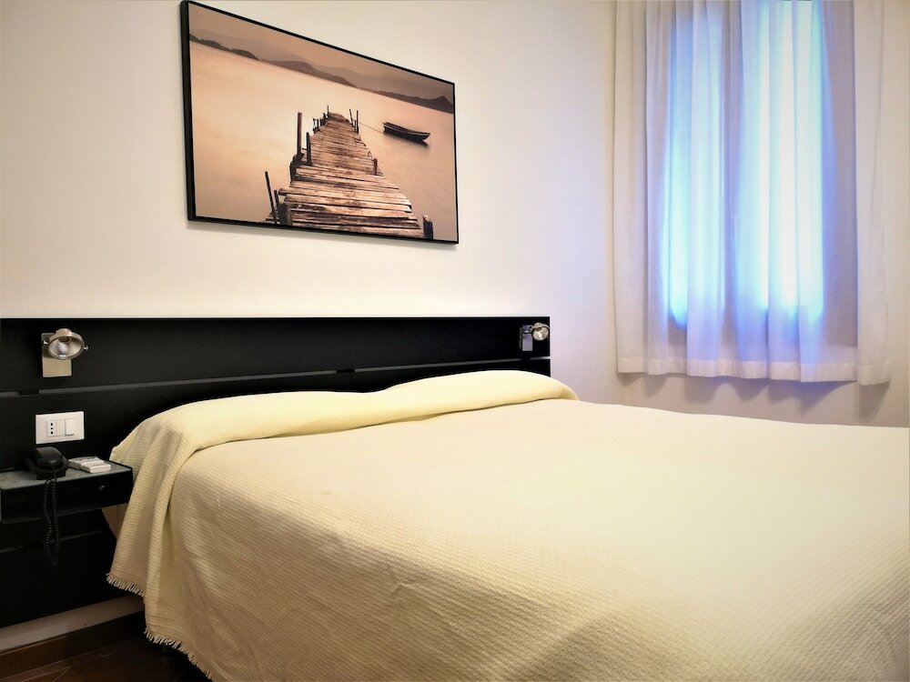 Standard Double or Twin Room, Ensuite