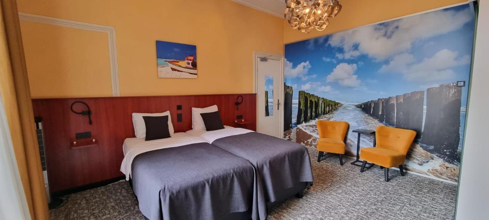 Superior Twin Room with Balcony