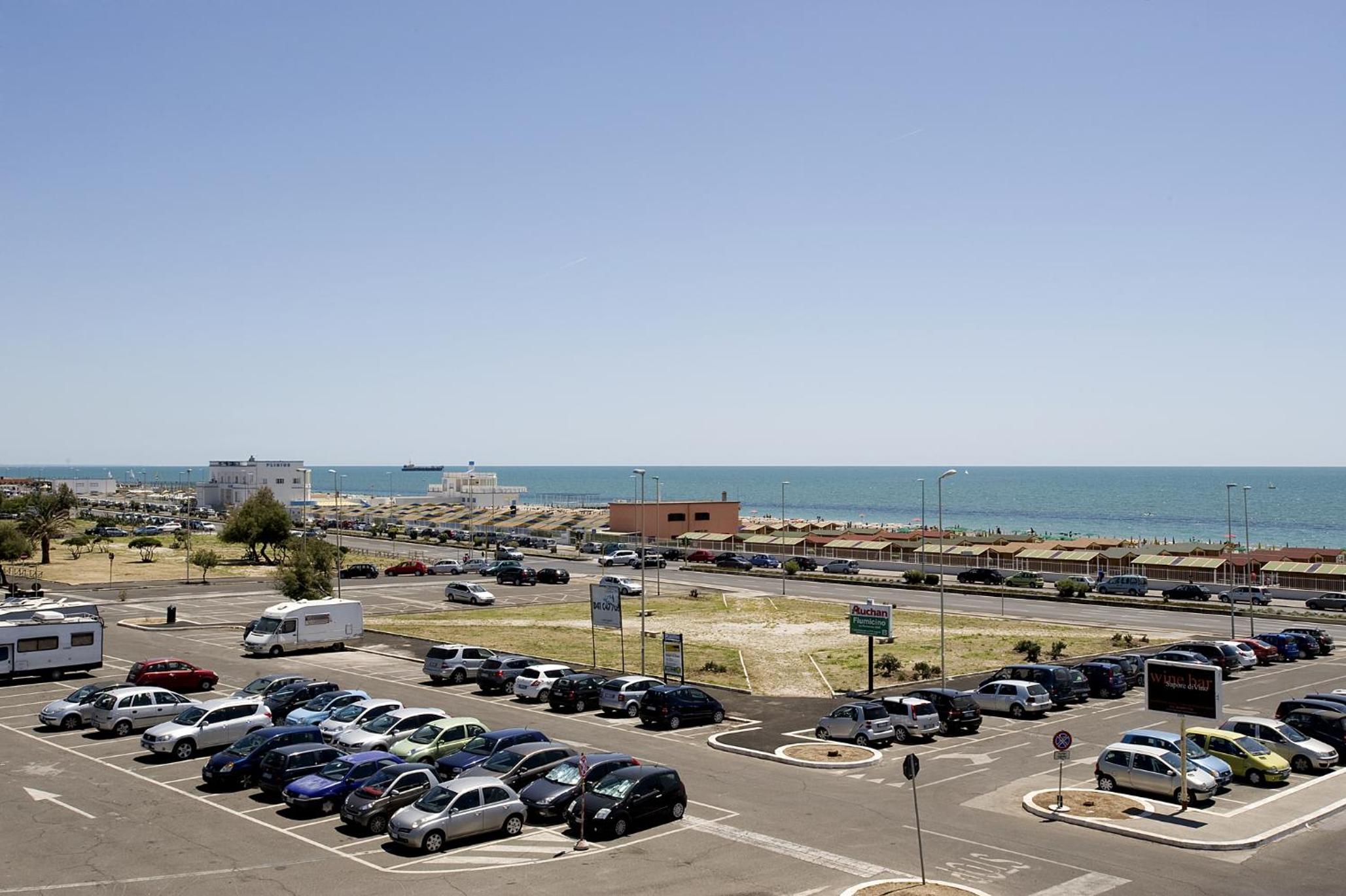 Double or Twin Room with Sea View