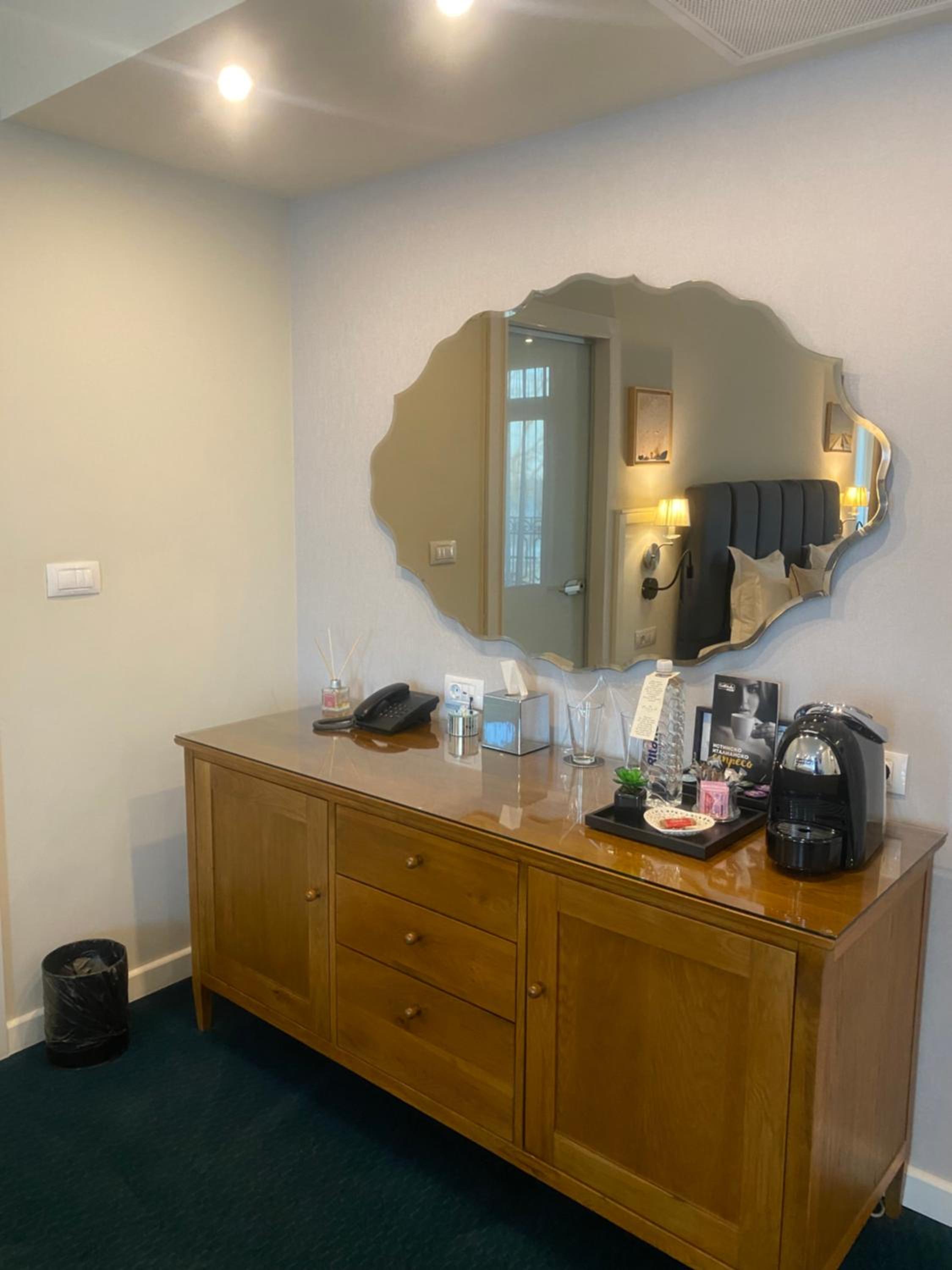 Deluxe Double Room with Balcony and Sea View
