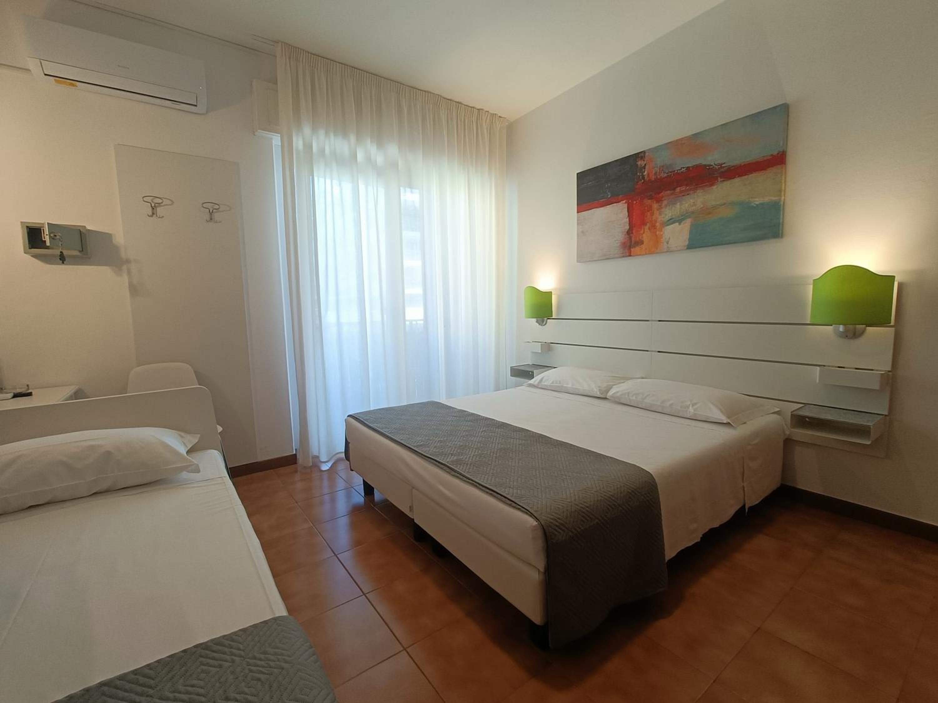 Triple Room with Terrace