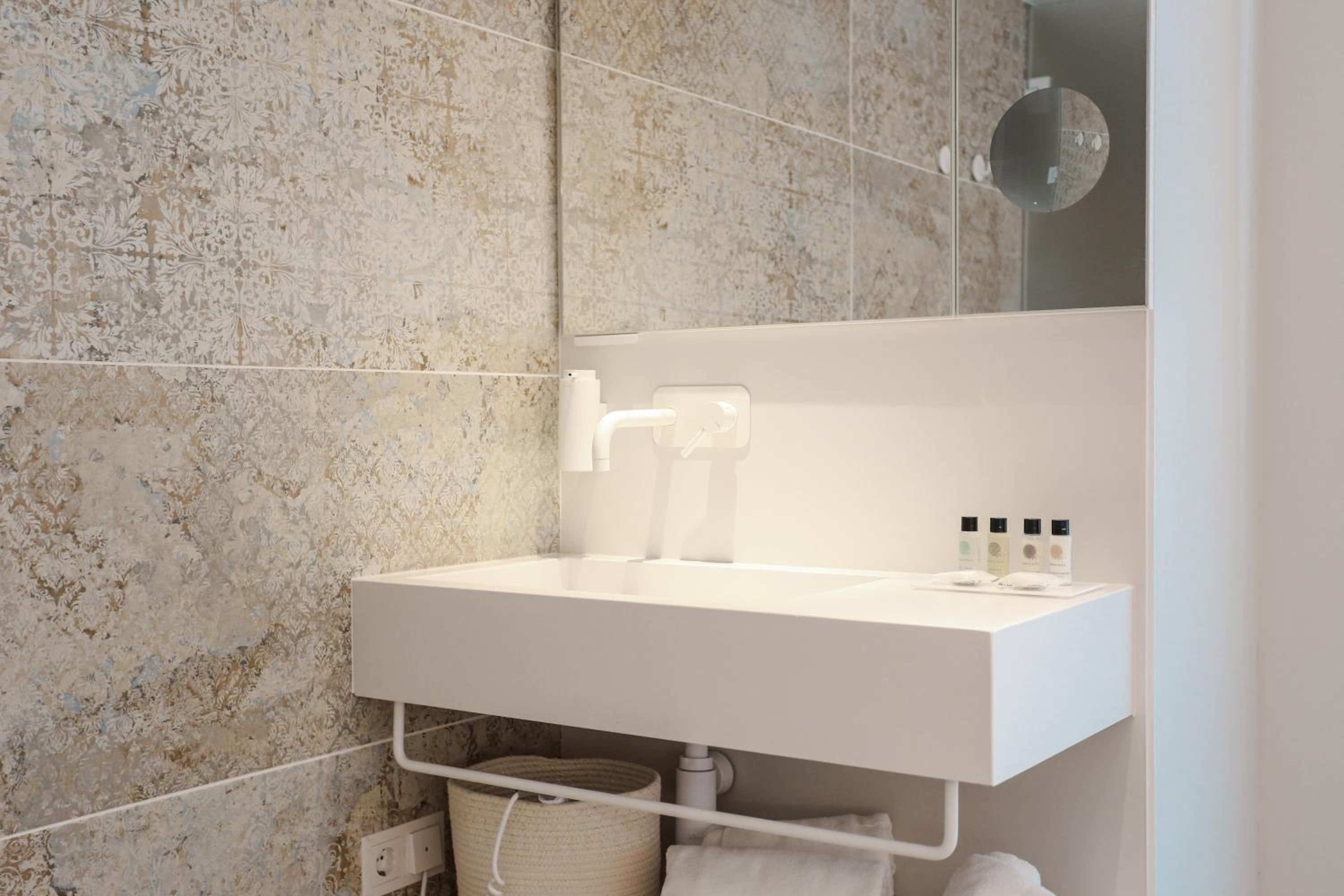 Double Room with Pool View