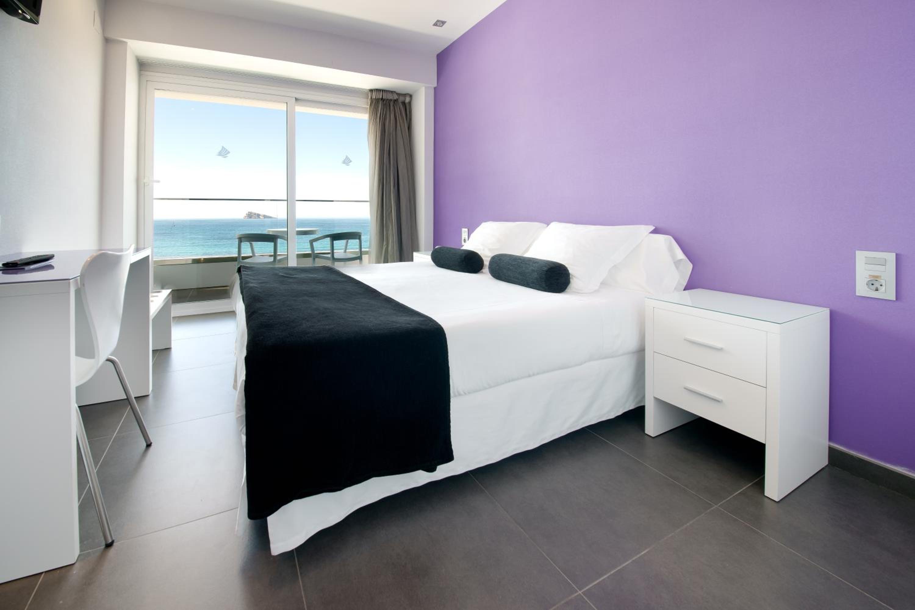 Double or Twin Room with Frontal Sea View with Terrace 1 - 2 beds