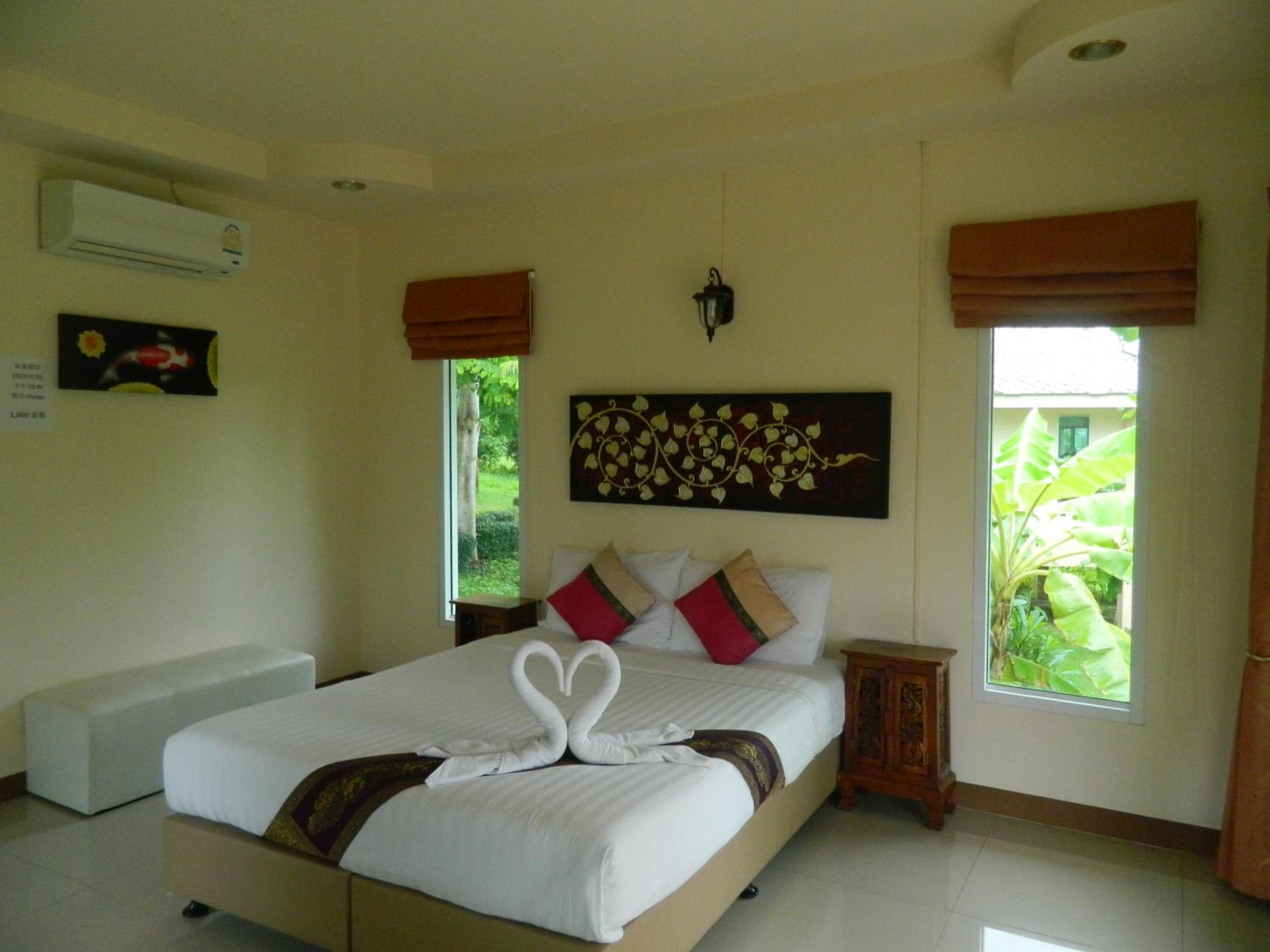 Deluxe Double Room with Mountain View