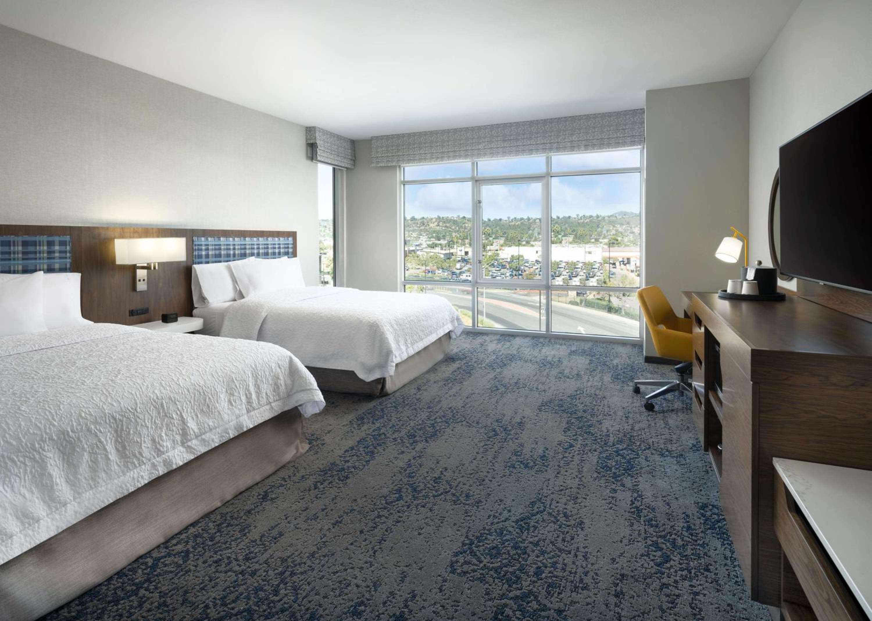 Queen Room with Two Queen Beds - Hearing Access/Non-Smoking