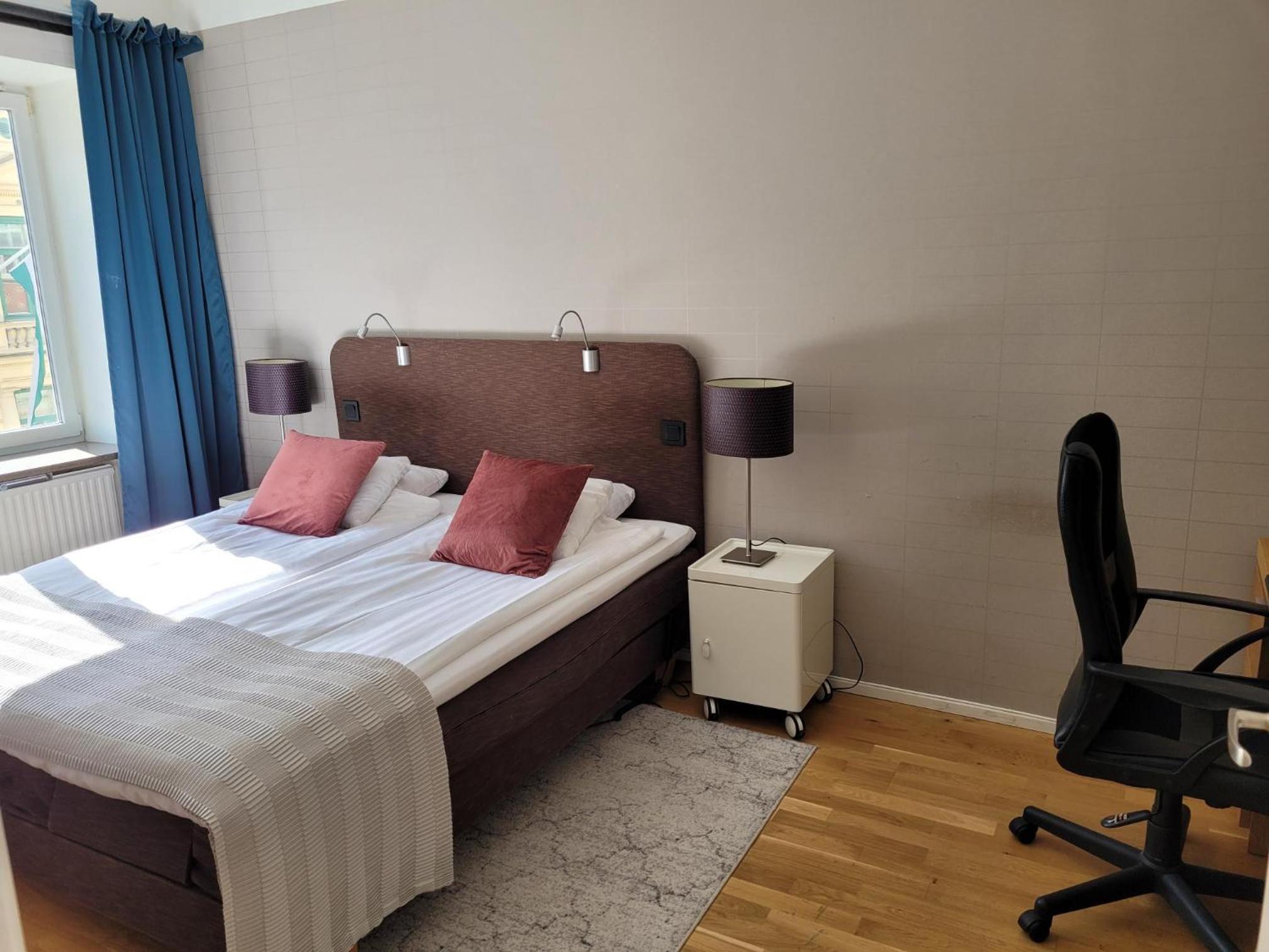 One-Bedroom Apartment (2 Adults)