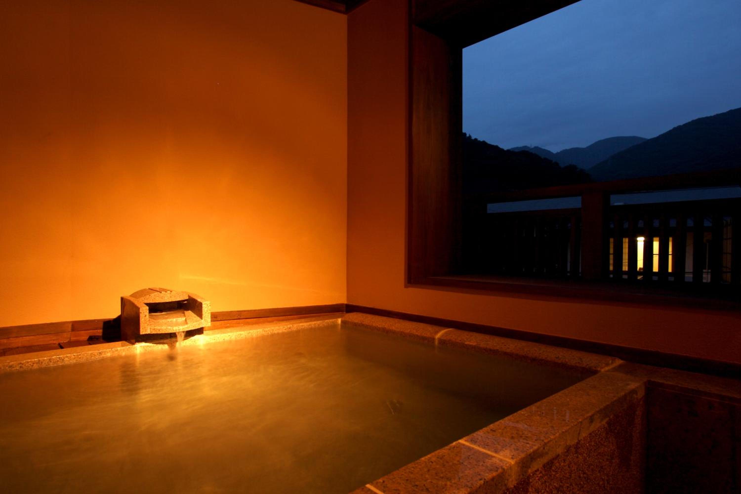 Japanese-Style Superior Room with Private Onsen and Mountain View - Non-smoking
