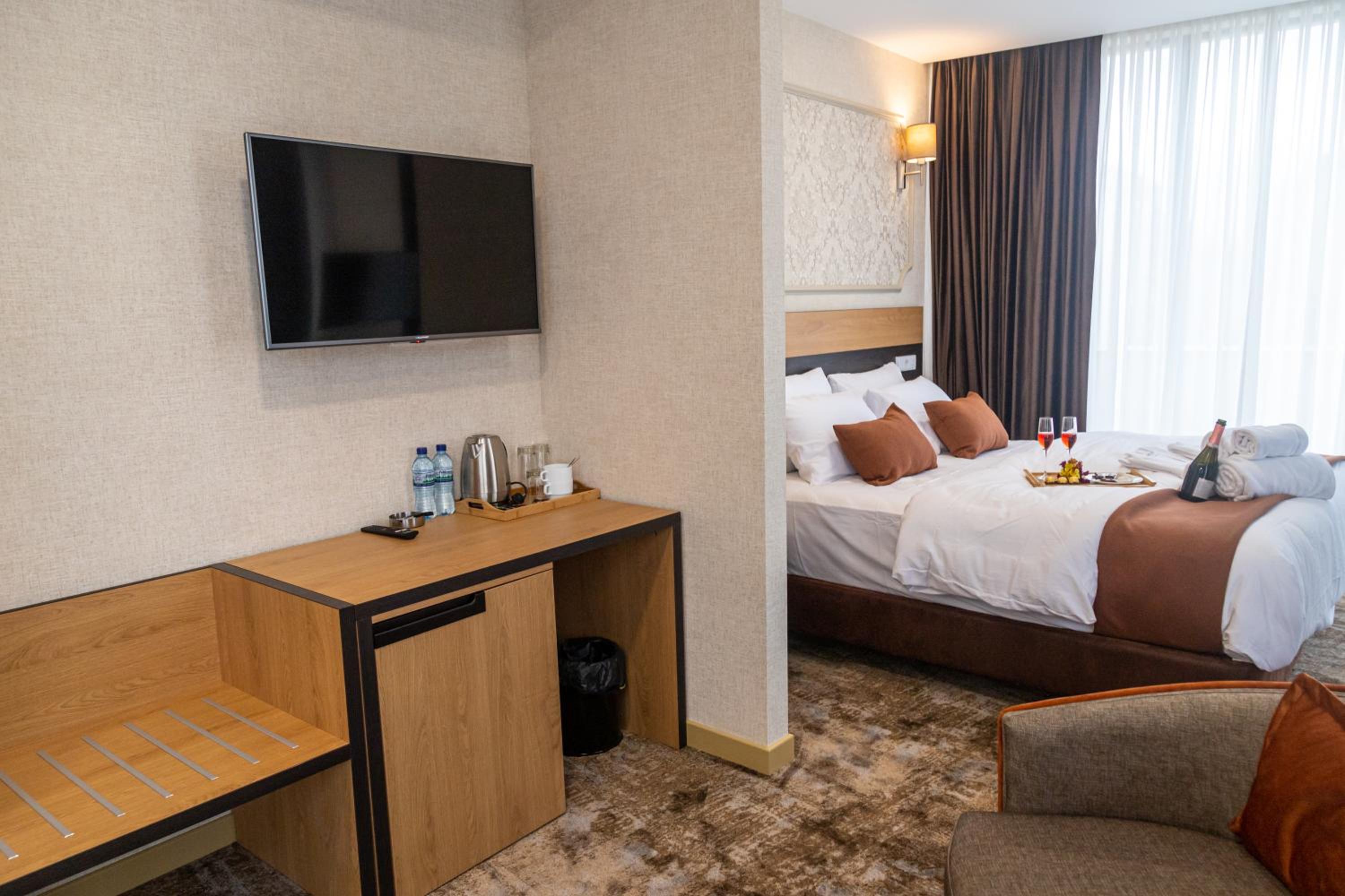 Deluxe Double Room with Balcony