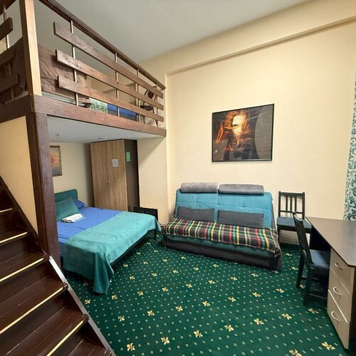 Двухуровневый номер "Комфорт" с мини кухней в Заря