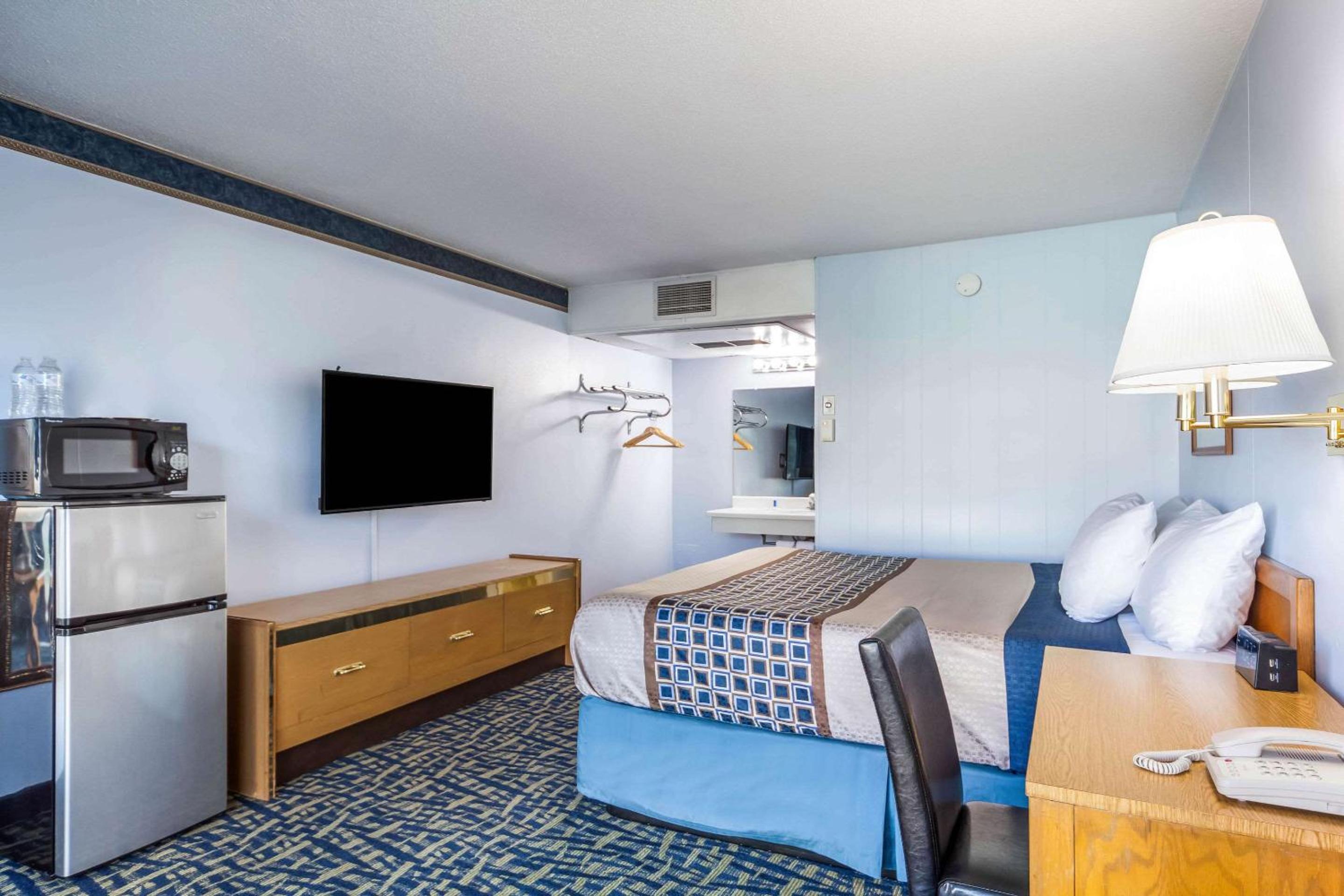 King Room - Non-Smoking