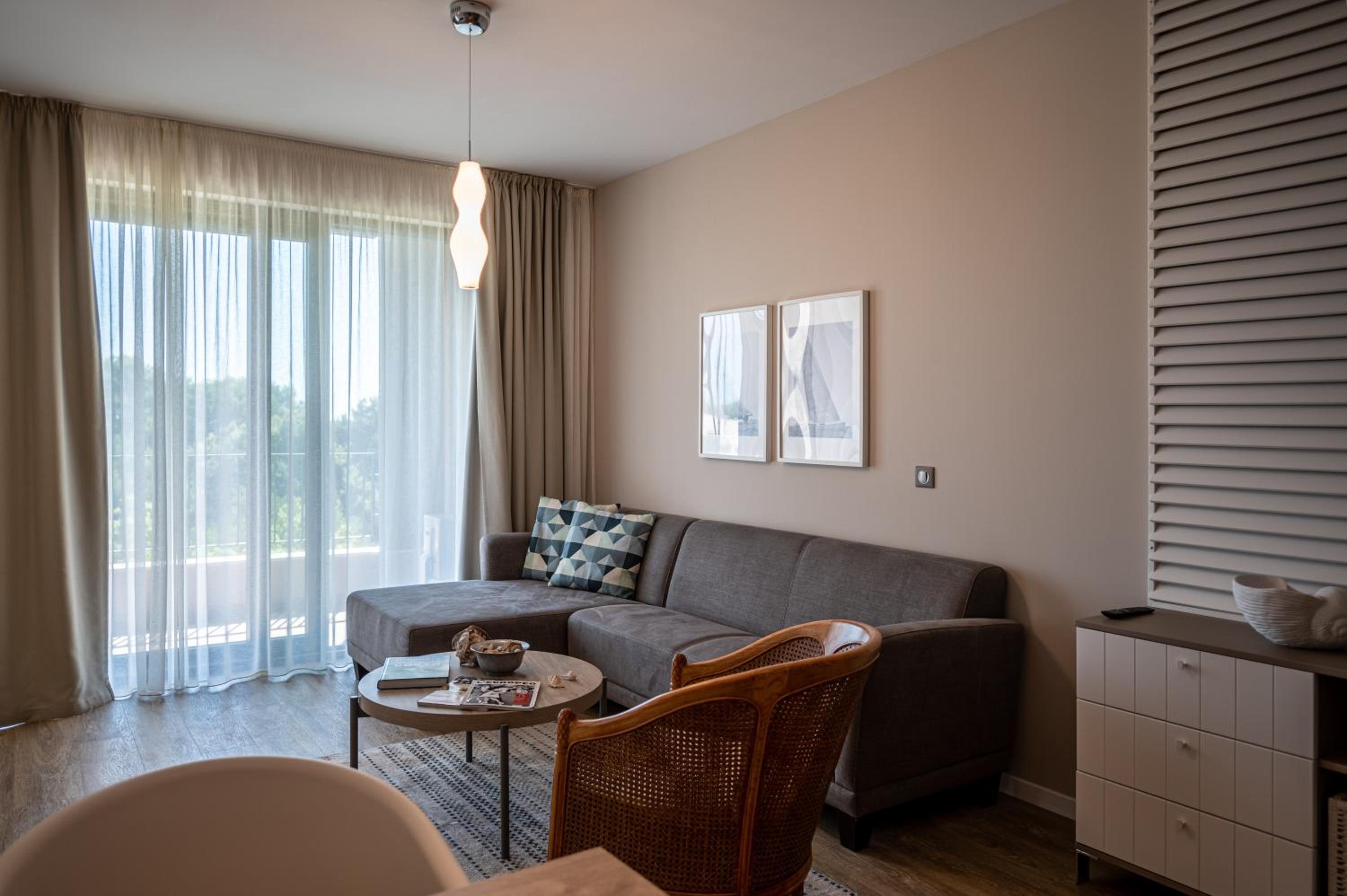 Deluxe Suite with Sea View