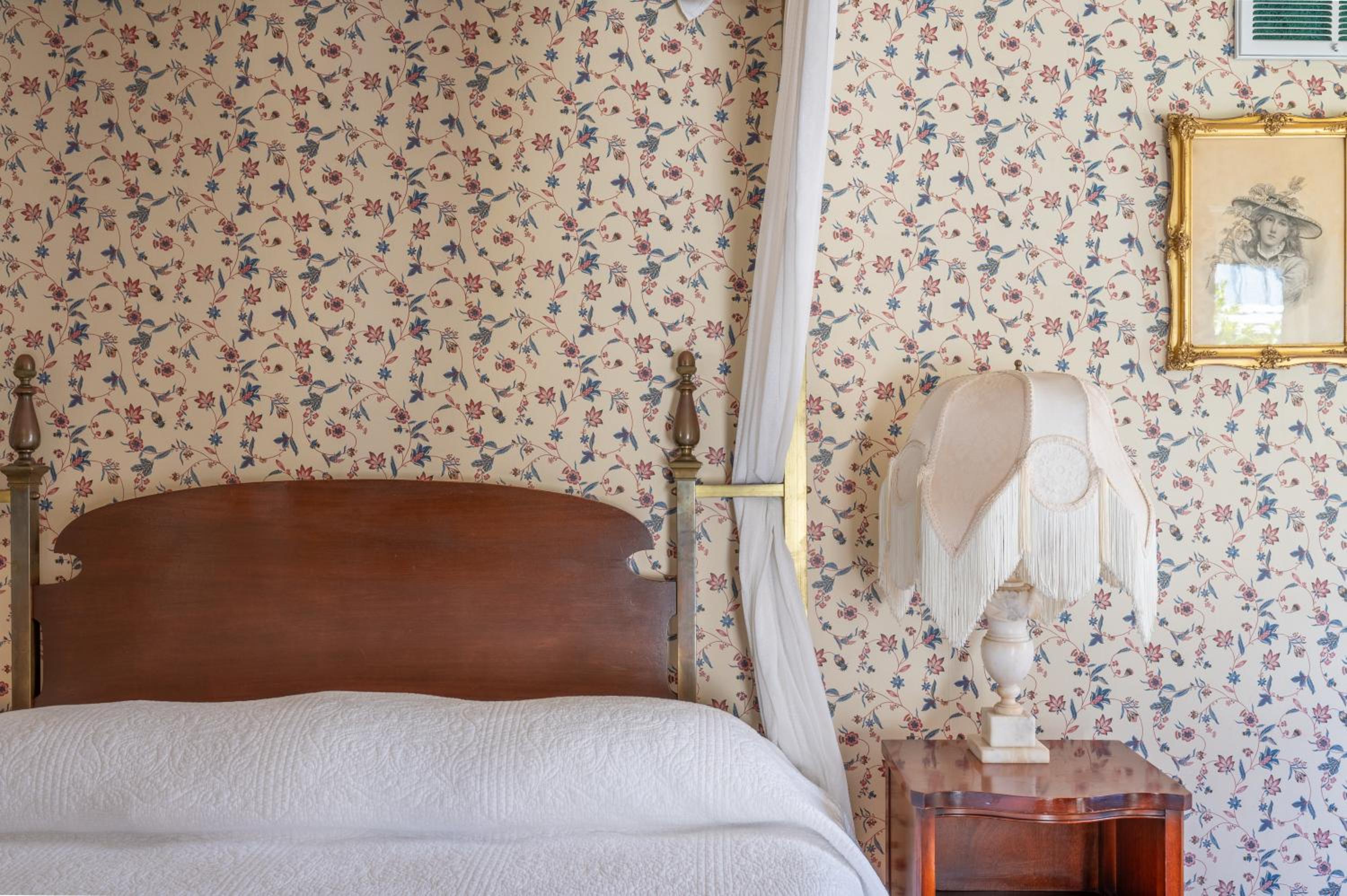 Premier King Room with Fireplace