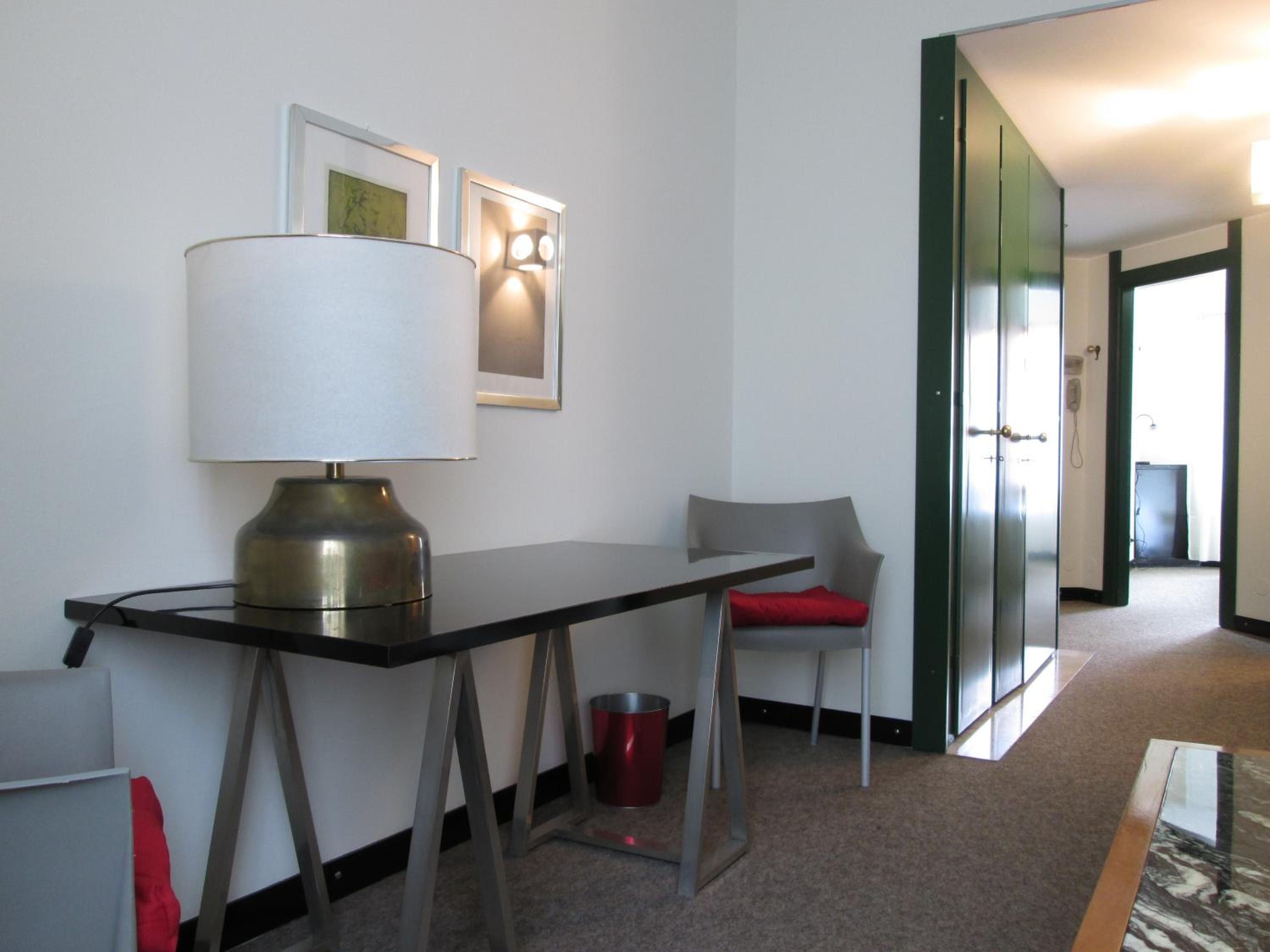 One-Bedroom Apartment (2 Adults)