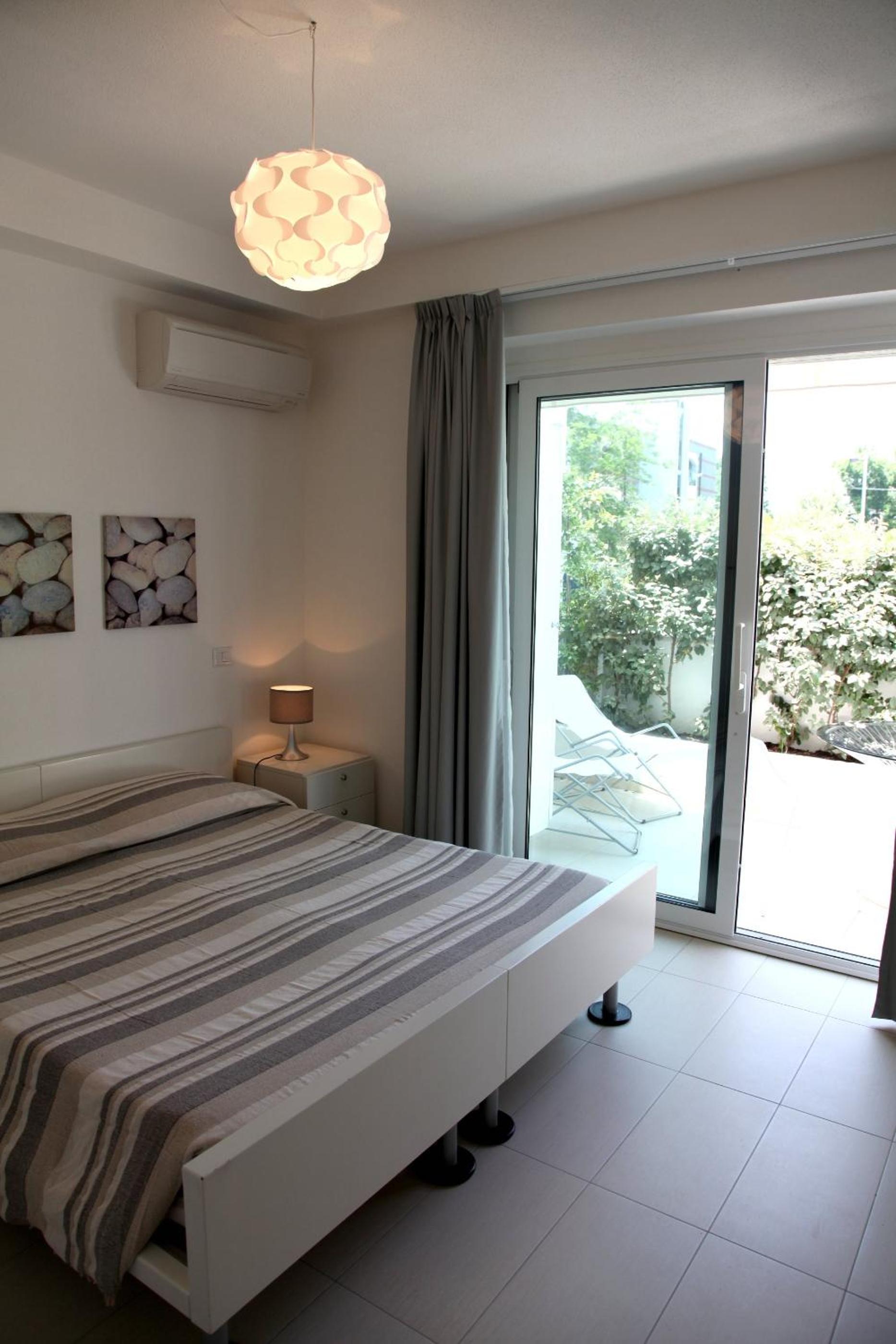 One-Bedroom Apartment (3 Adults)