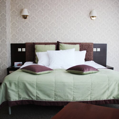 ДЖУНИОР СЮИТ