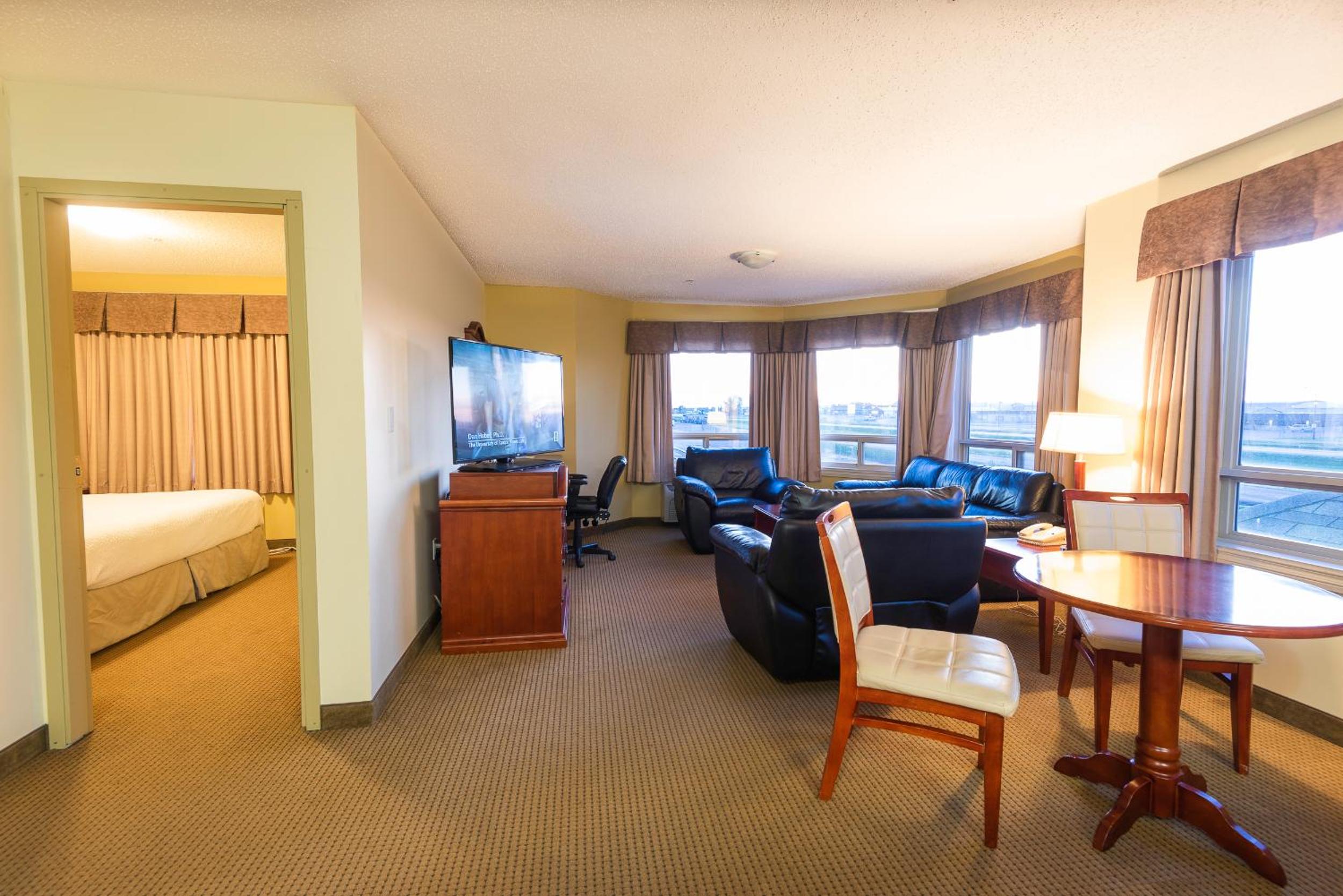 Deluxe Queen Studio with Two Queen Beds - Non-Smoking