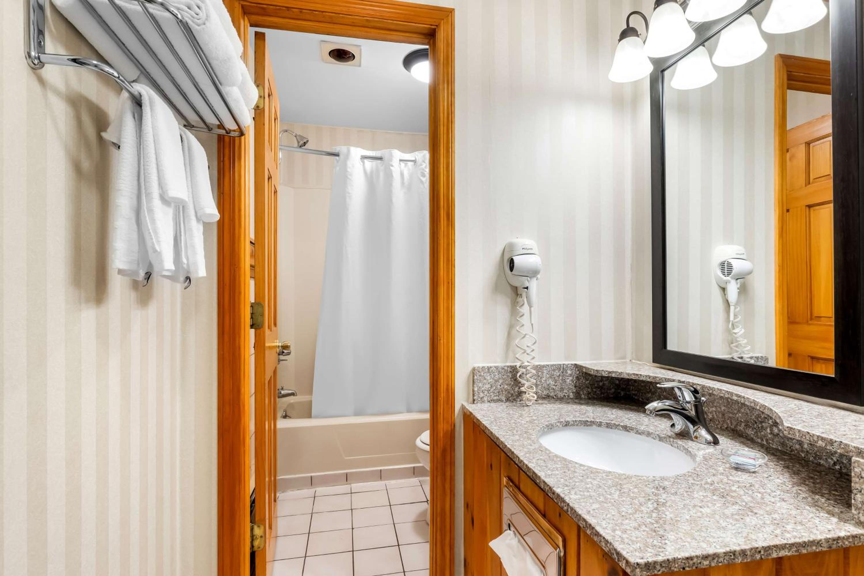 Queen Suite with Two Queen Beds, Sofa Bed, Balcony and Lake View - Interior Room/Second Floor/Non-Smoking