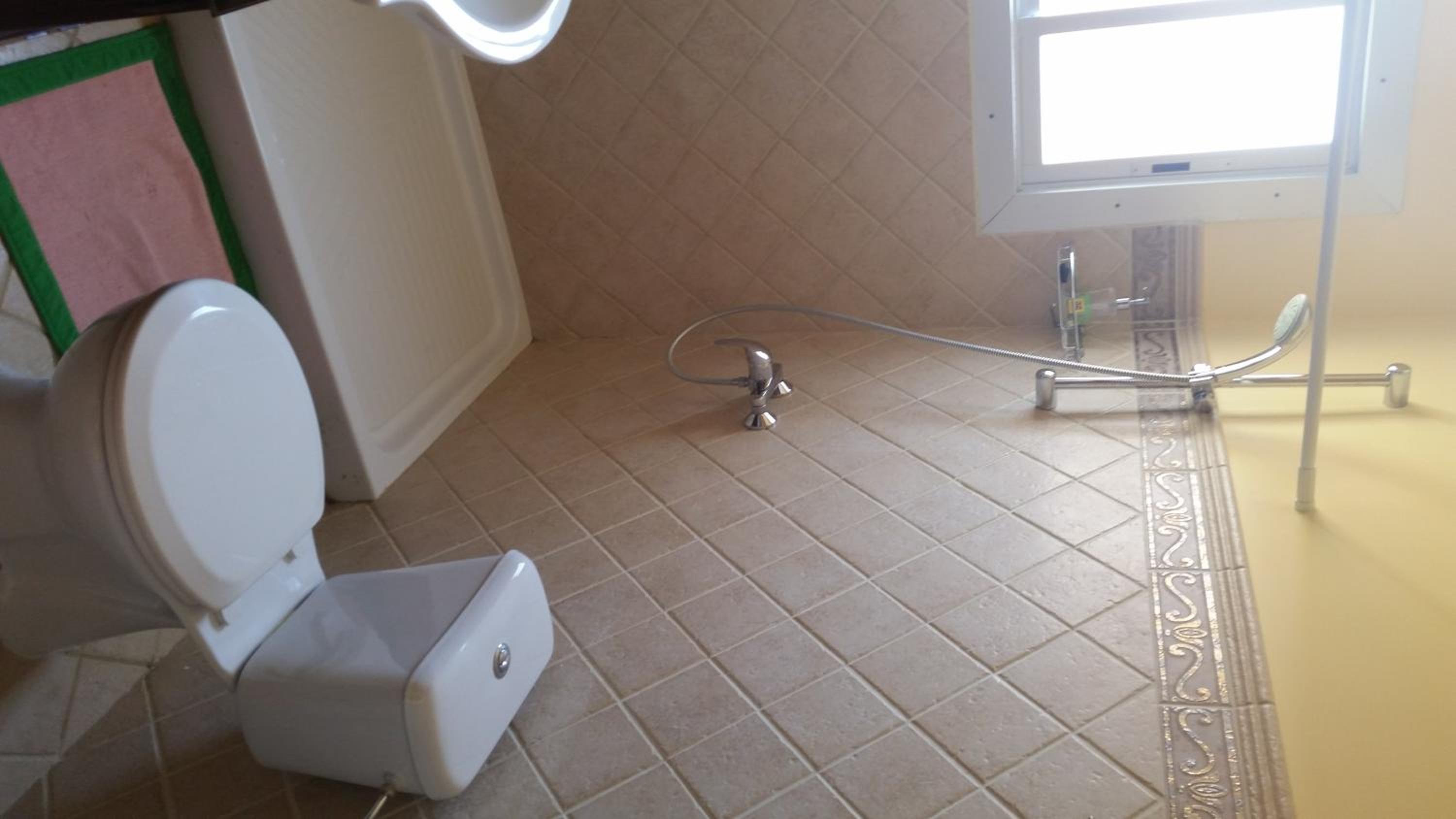 One-Bedroom Apartment (2 - 3 Adults)