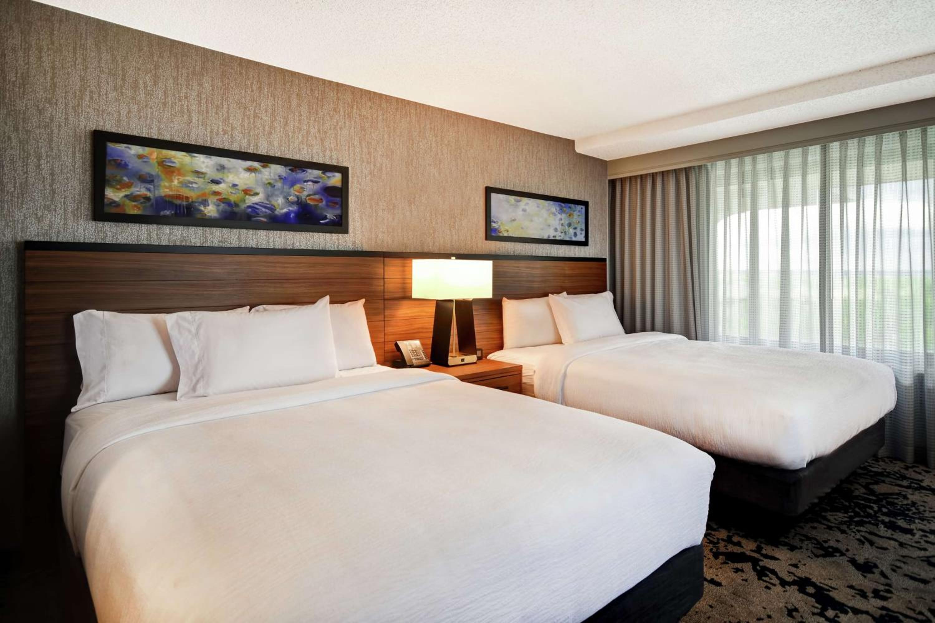 Premium Queen Suite with Two Queen Beds - Non-Smoking