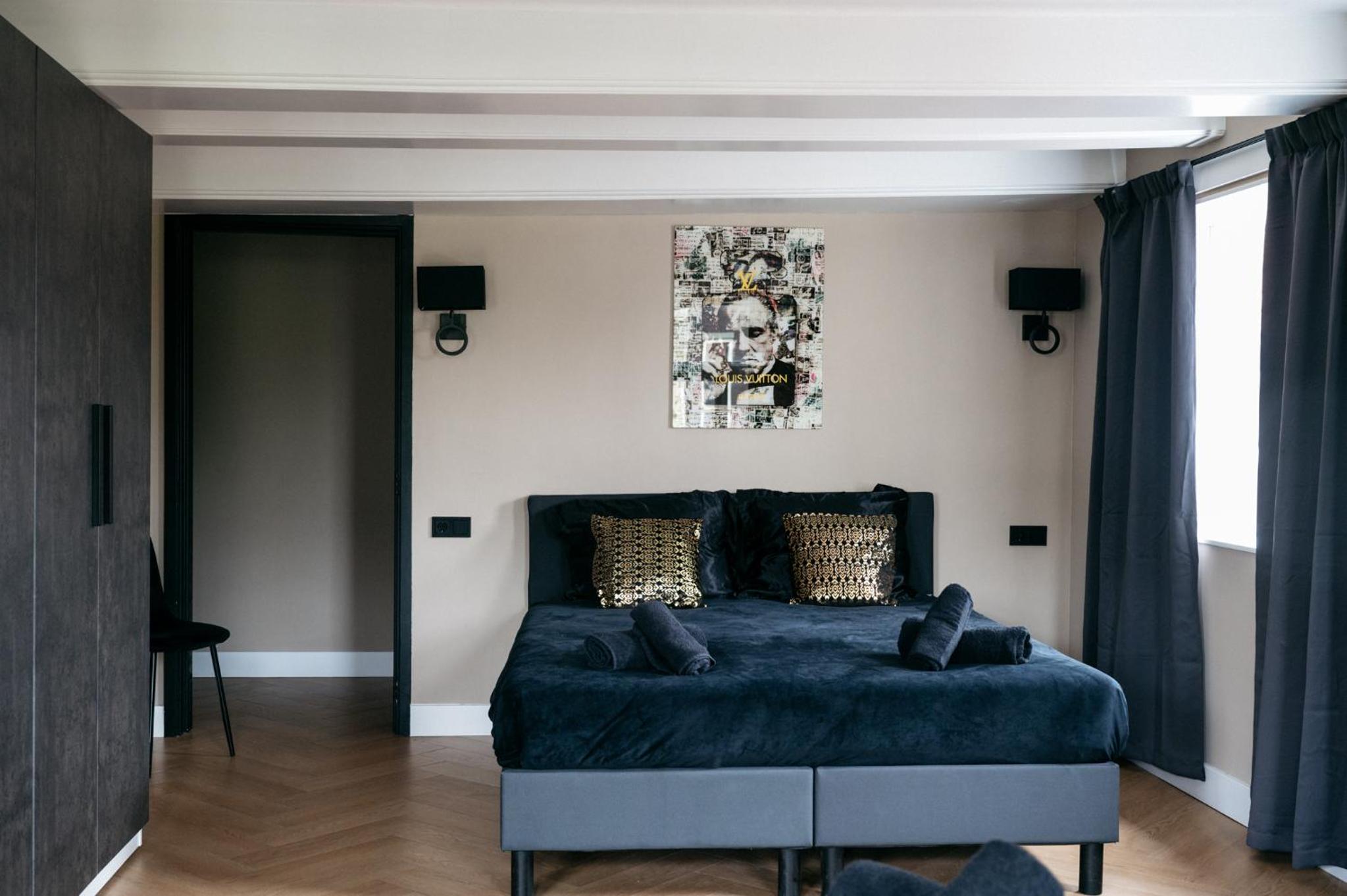 Standard Room for 6 Guests