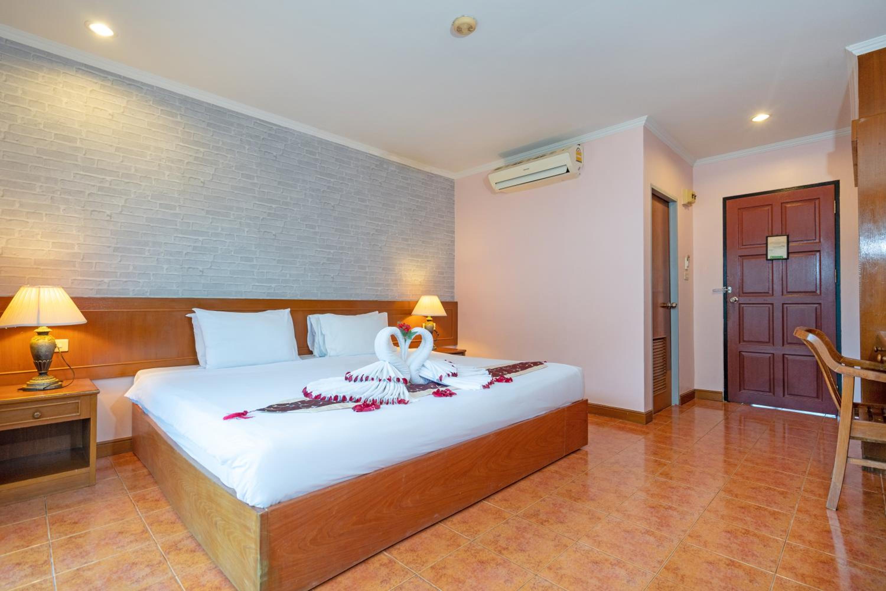 Deluxe Double Room with Balcony