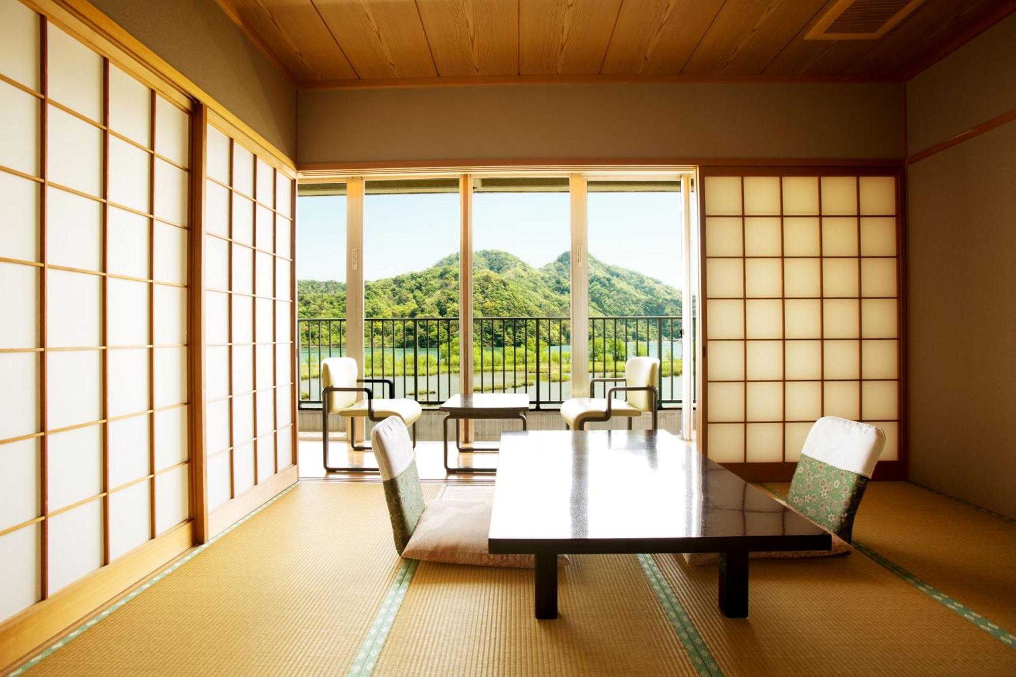 Japanese-Style Quadruple Room