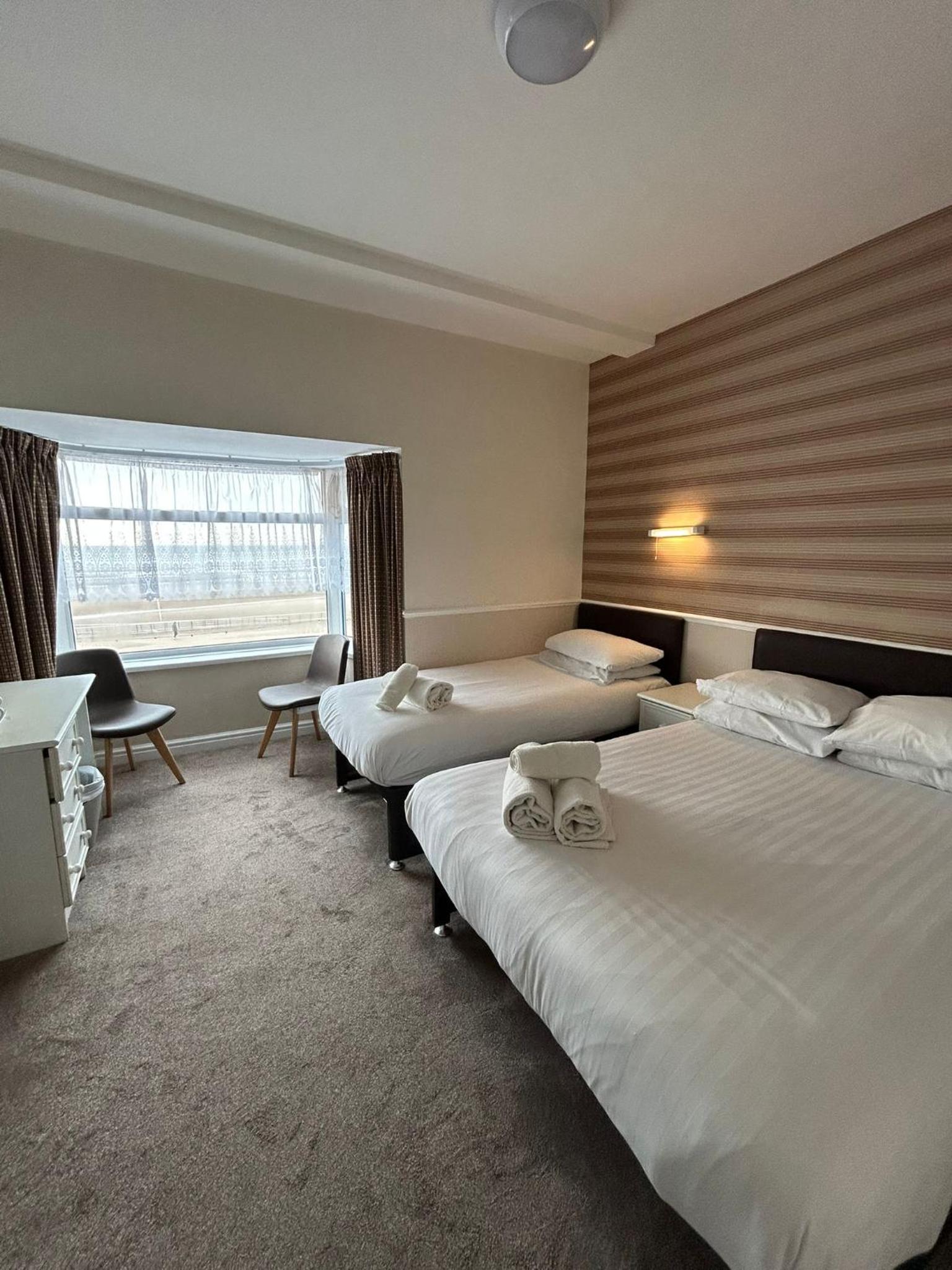 Superior Triple Room with Sea View