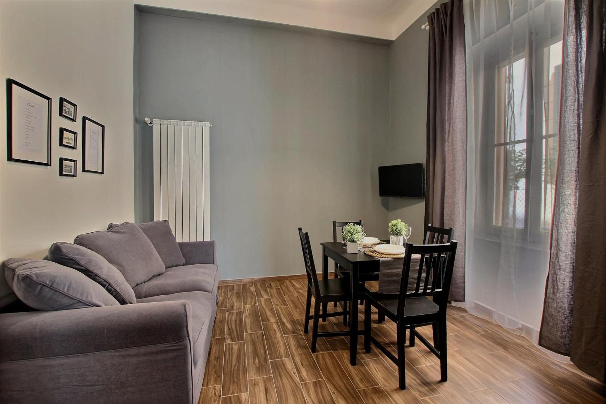 One-Bedroom Apartment