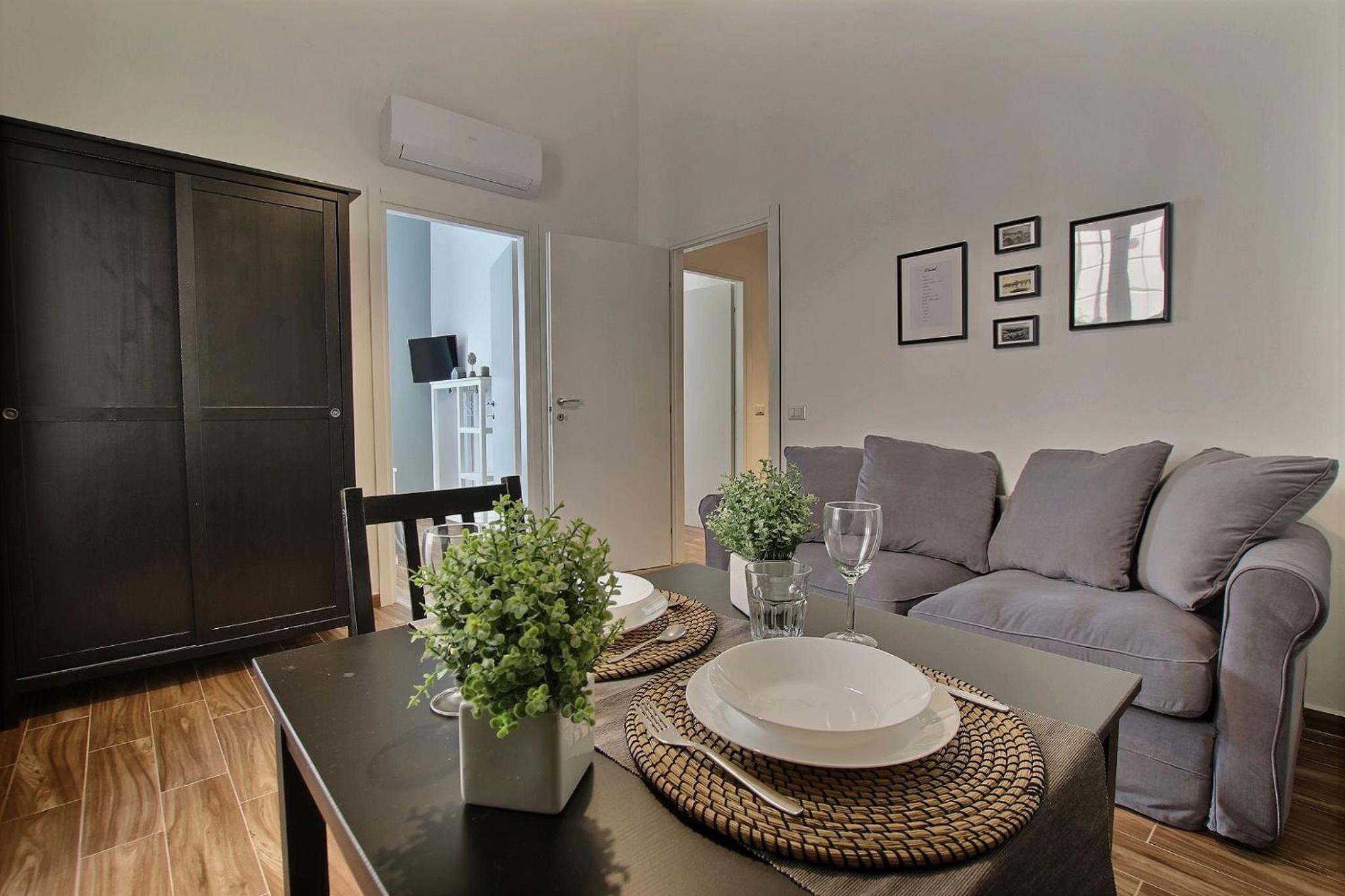 One-Bedroom Apartment