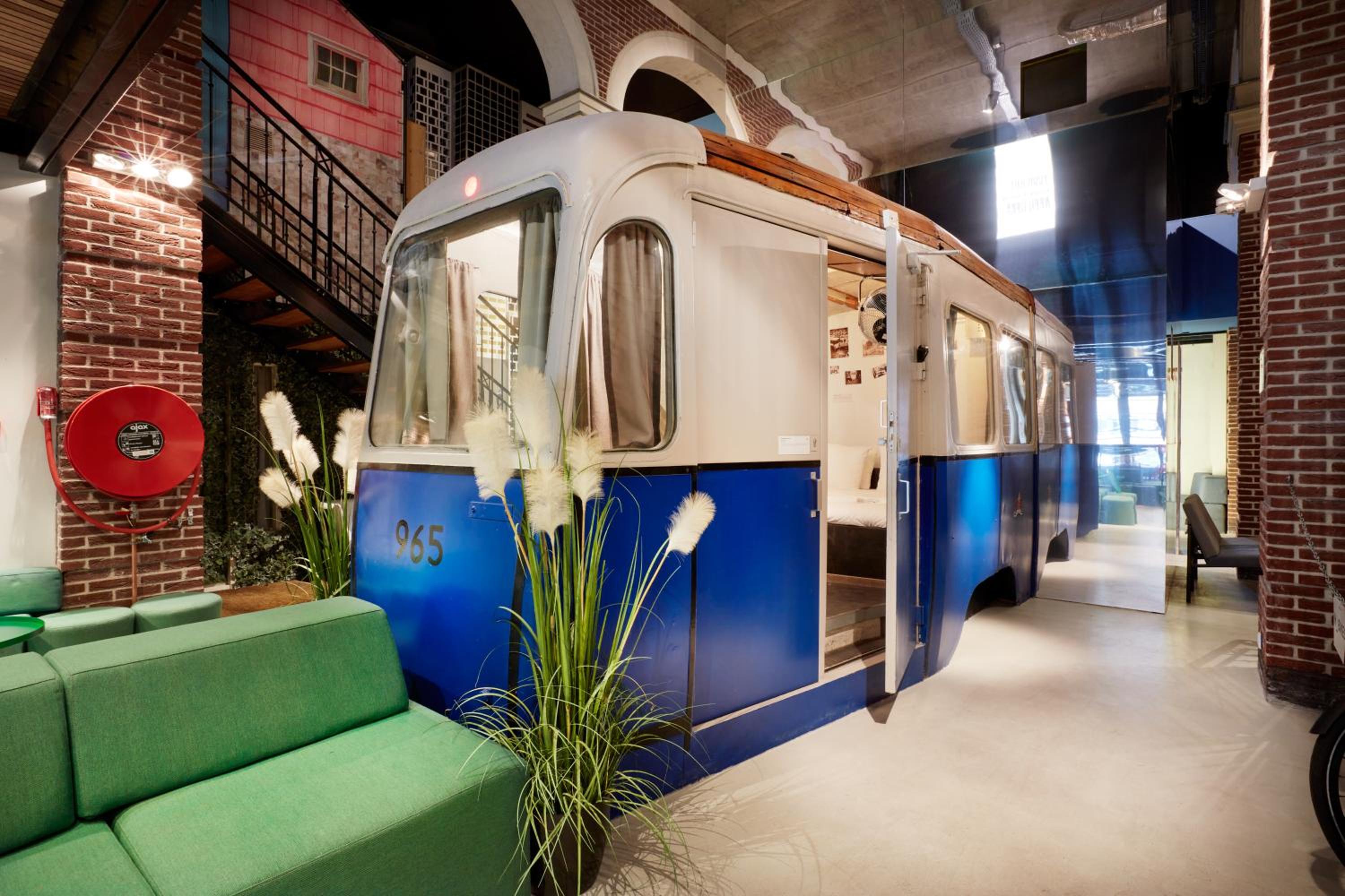 Tram Cart (shared bathroom)