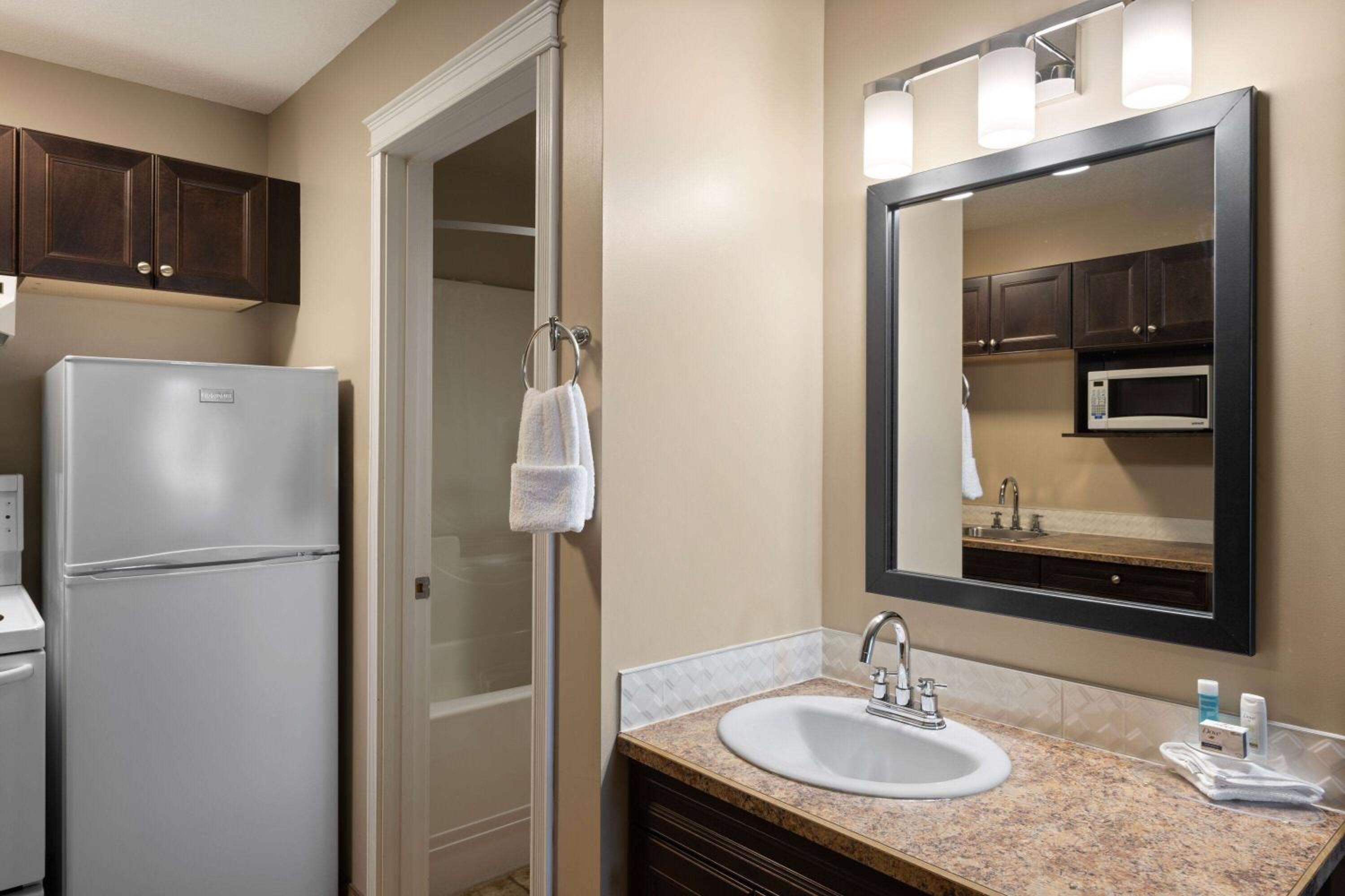 Queen Studio - Non-Smoking