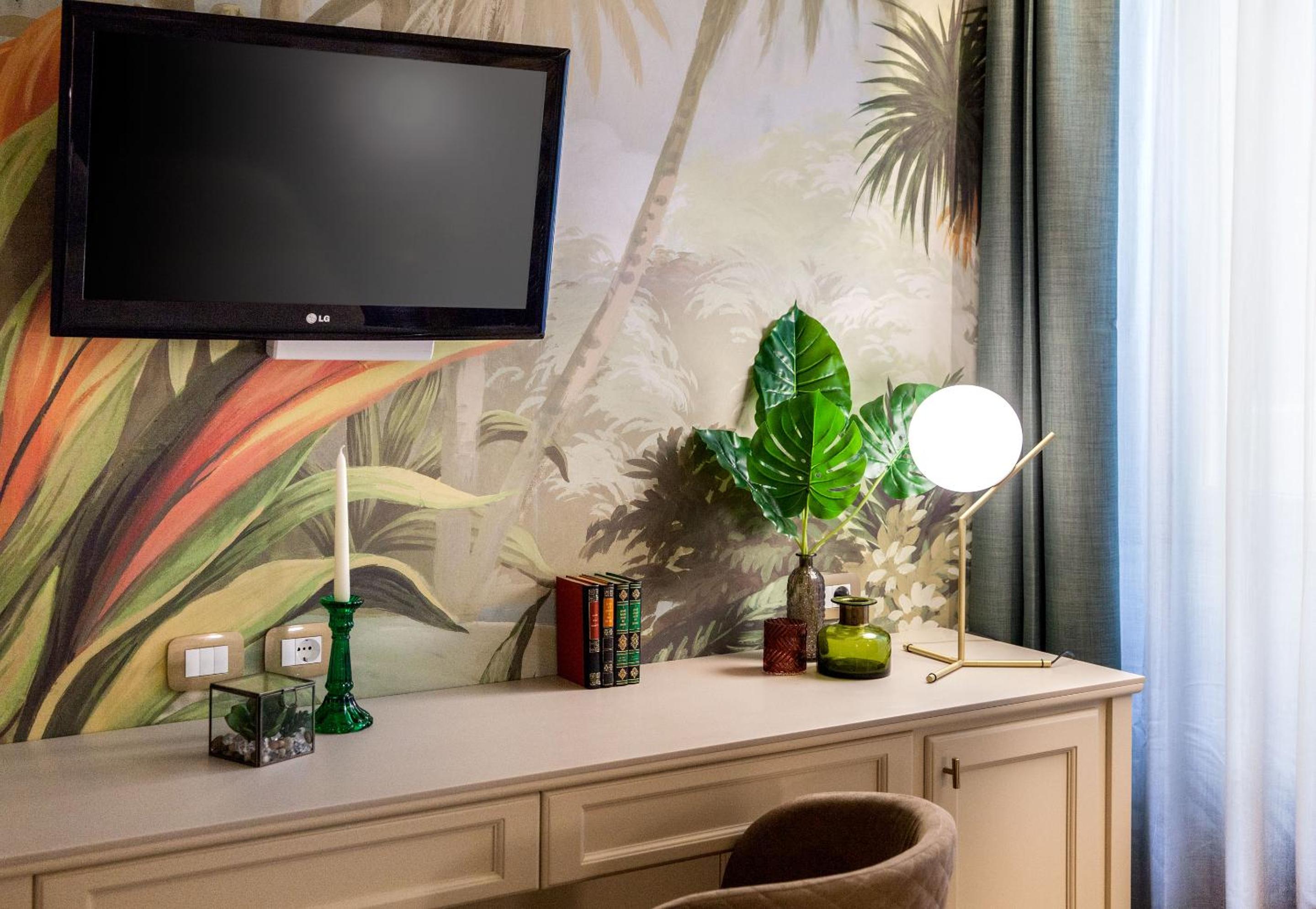 Superior Double or Twin Room with City View