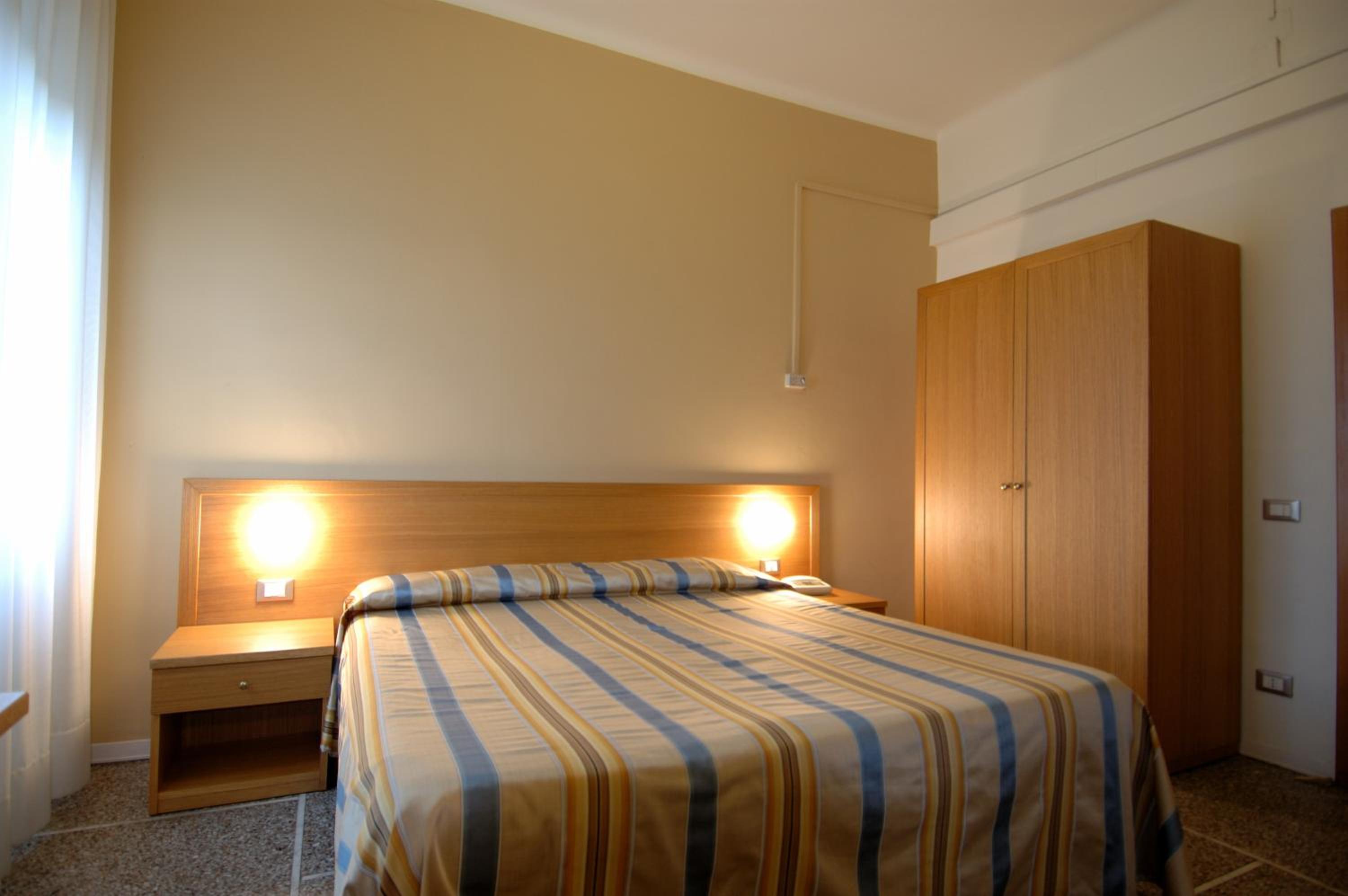 Double or Twin Room with Shared Bathroom