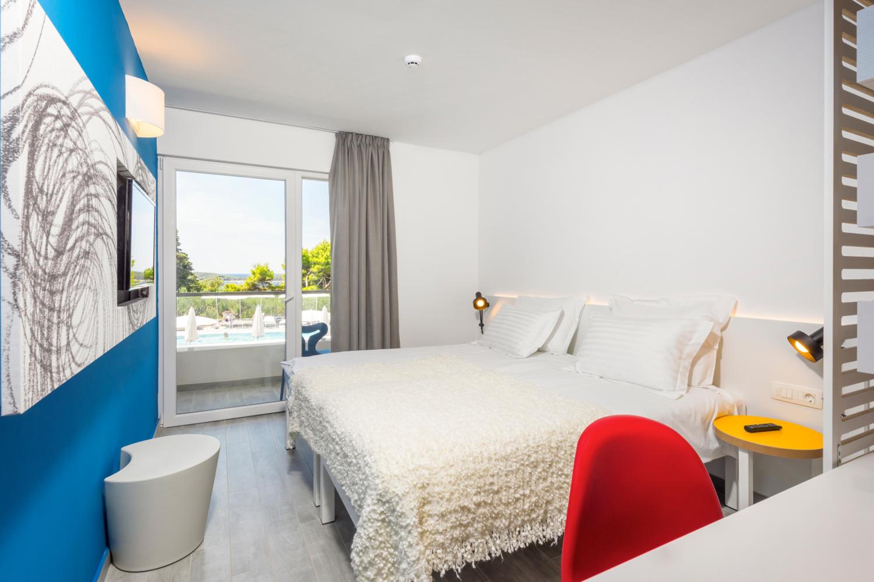 Superior Double Room with Balcony and Pool View